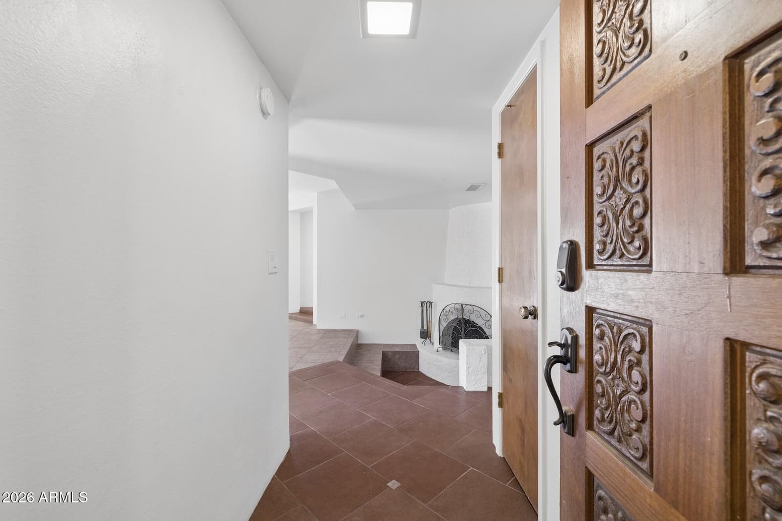 4717 E WINSTON Drive, Phoenix, AZ 85044 — photo 4 of 53