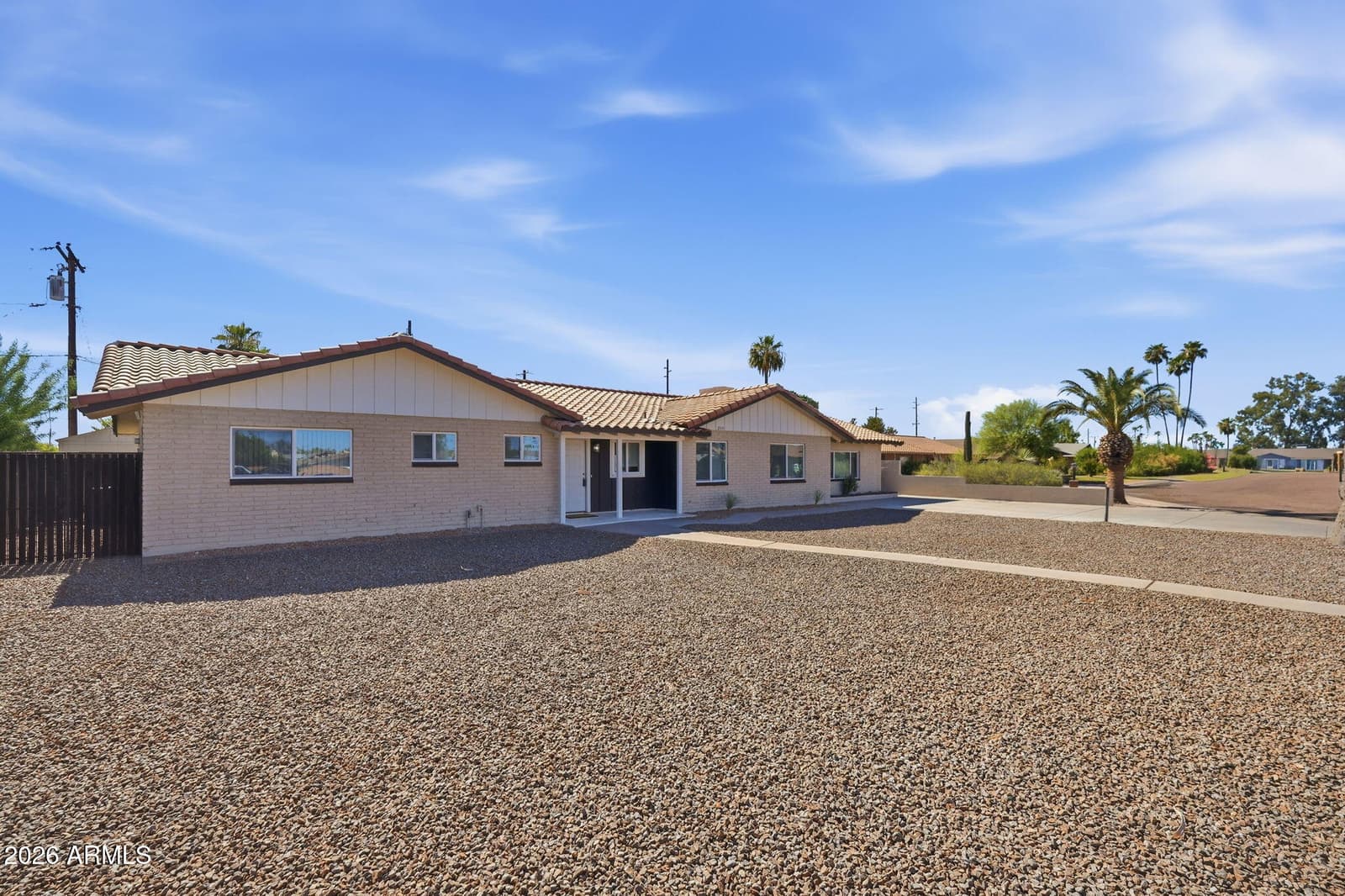 2515 S PALM Drive, Tempe, AZ 85282 — photo 13 of 56