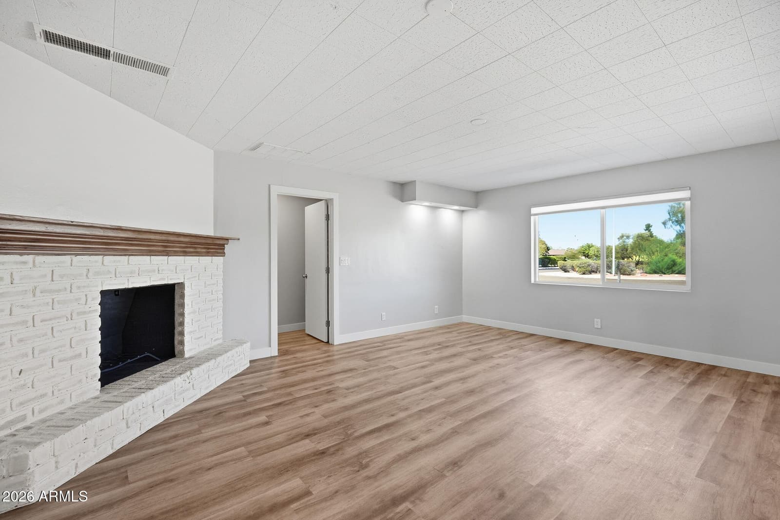 2515 S PALM Drive, Tempe, AZ 85282 — photo 19 of 56