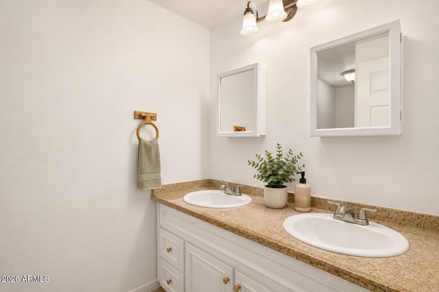 7 S CATALINA Street, Gilbert, AZ 85233 — photo 16 of 22
