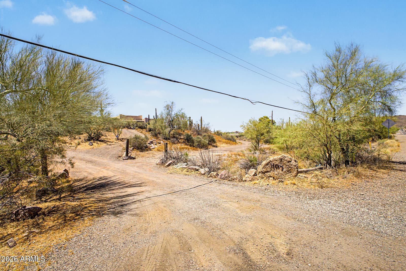 407 E HONDA BOW Road, Phoenix, AZ 85086 — photo 5 of 32