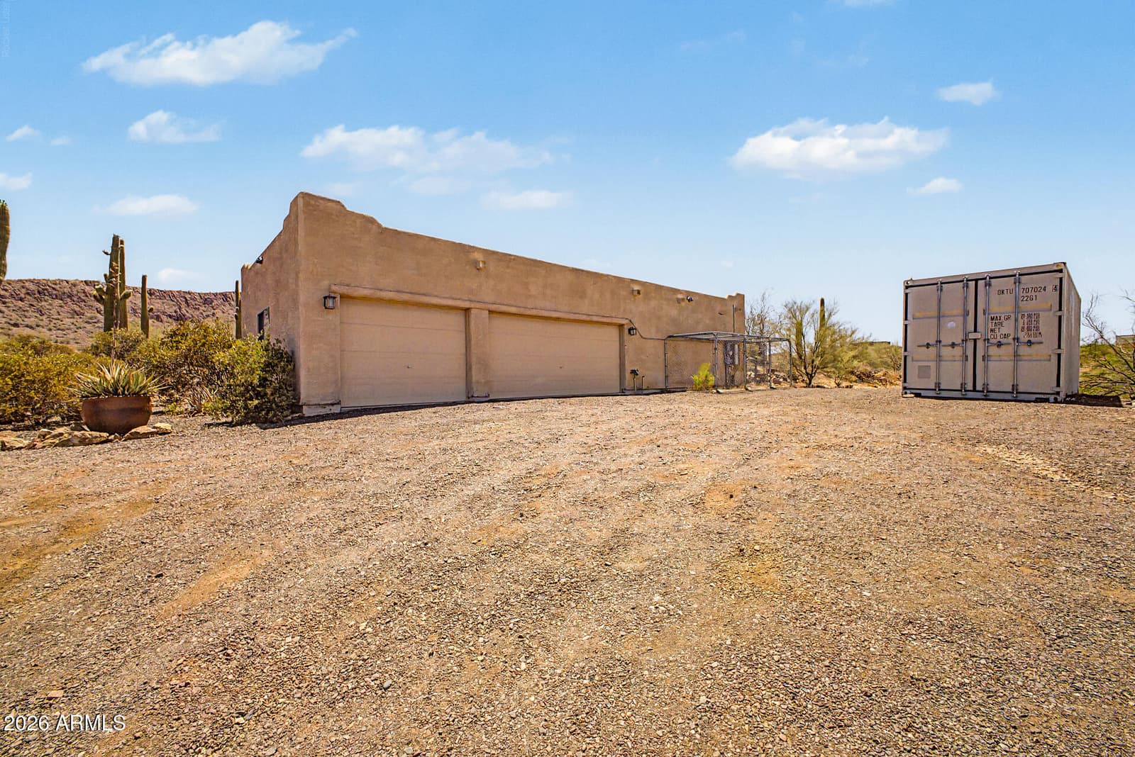 407 E HONDA BOW Road, Phoenix, AZ 85086 — photo 2 of 32