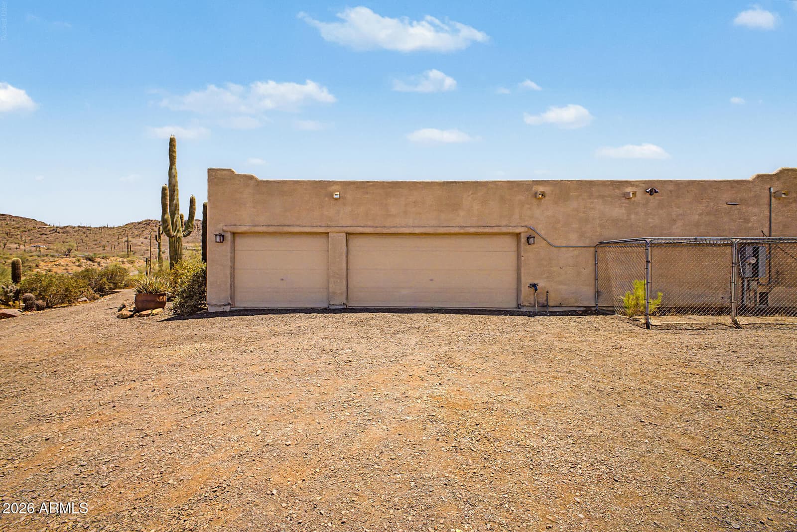 407 E HONDA BOW Road, Phoenix, AZ 85086 — photo 4 of 32