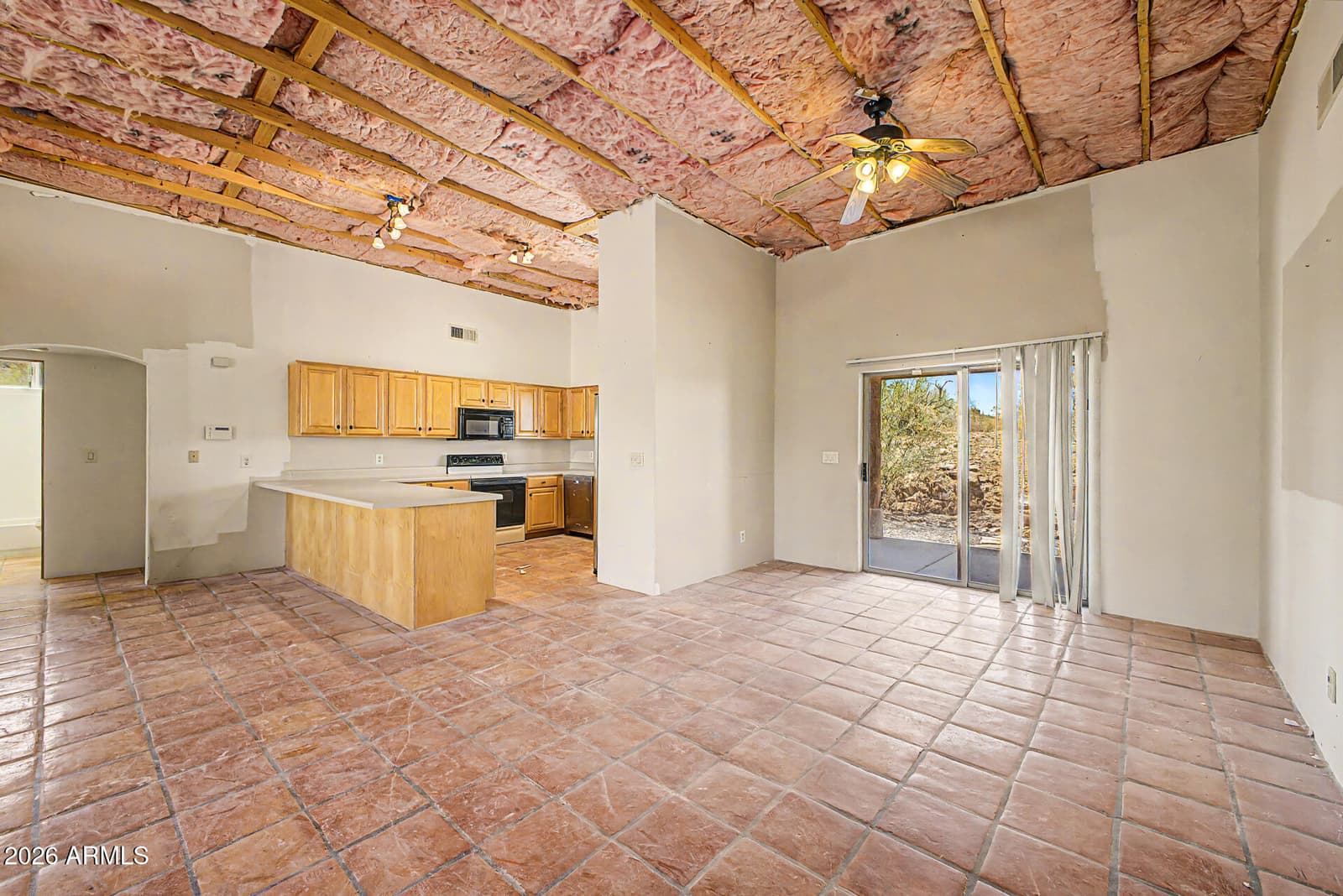 407 E HONDA BOW Road, Phoenix, AZ 85086 — photo 8 of 32