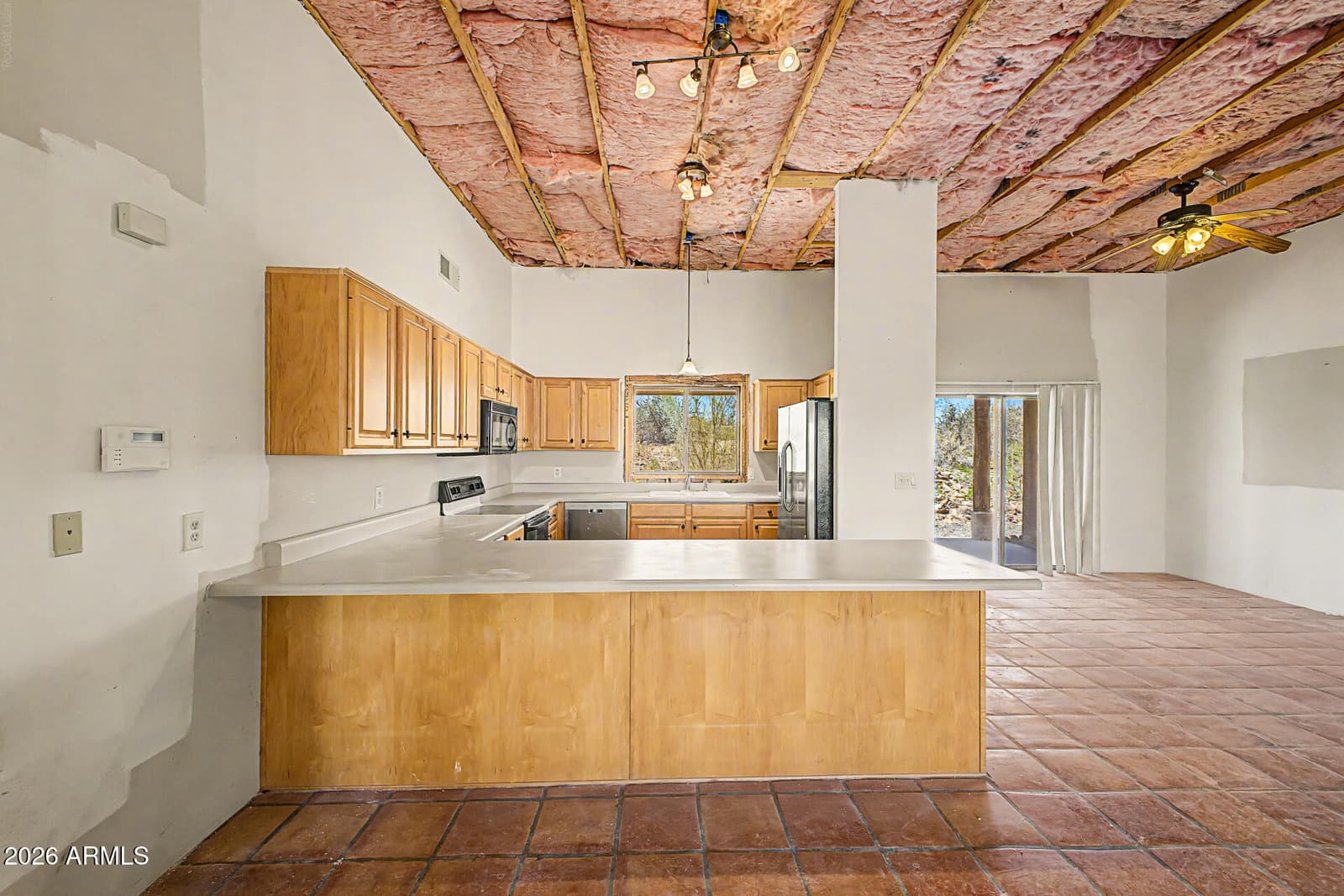 407 E HONDA BOW Road, Phoenix, AZ 85086 — photo 10 of 32