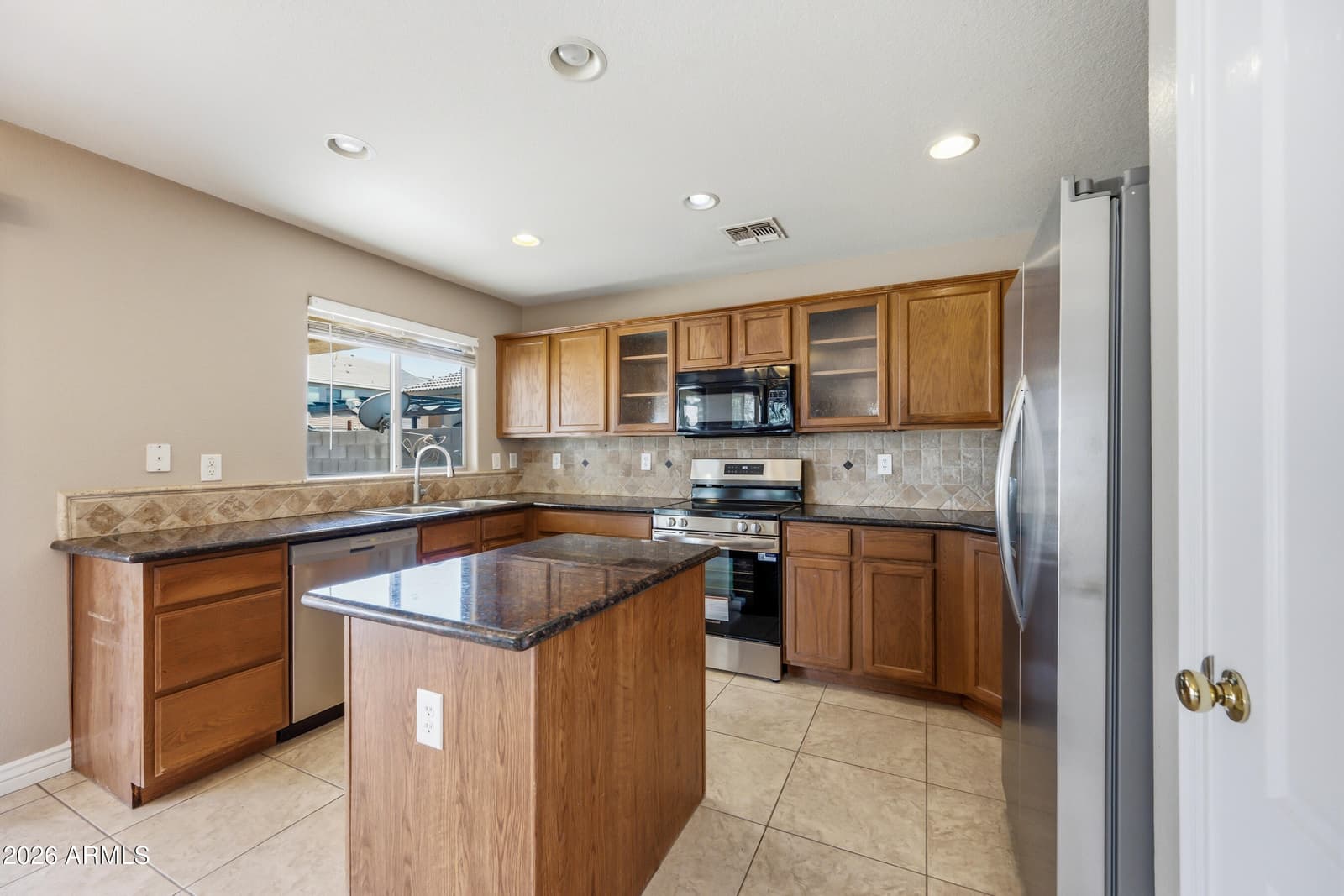779 E BRADSTOCK Way, San Tan Valley, AZ 85140 — photo 1 of 36