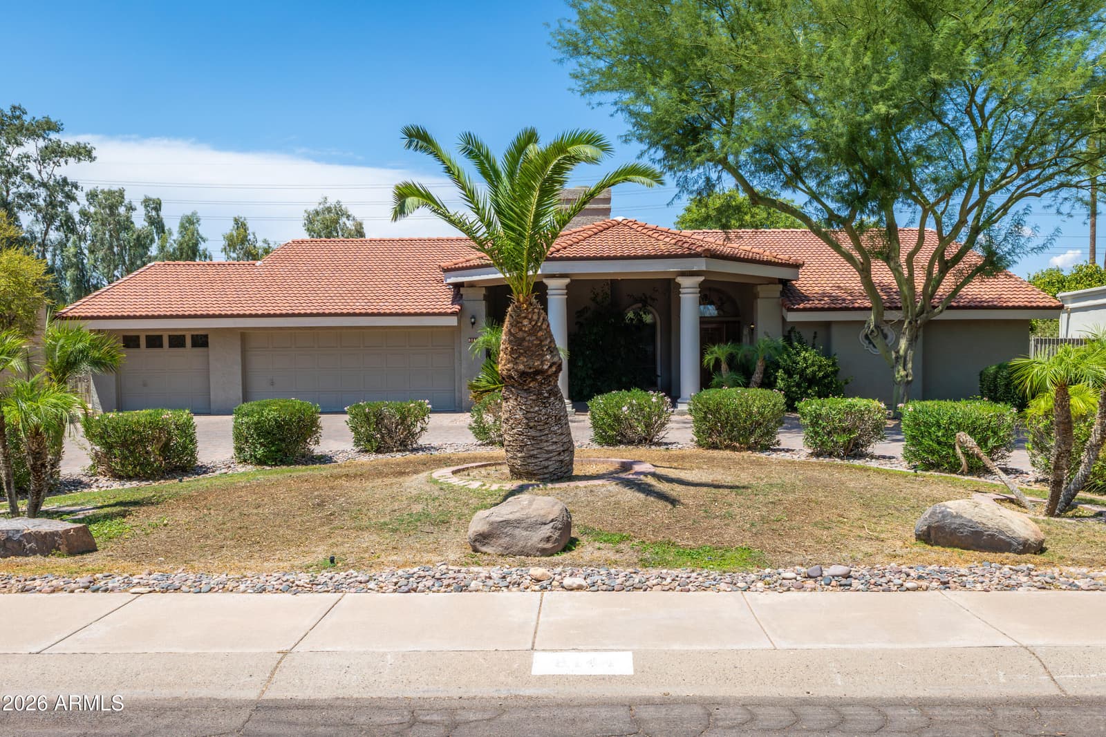 8144 E APPALOOSA Trail, Scottsdale, AZ 85258 — photo 2 of 42
