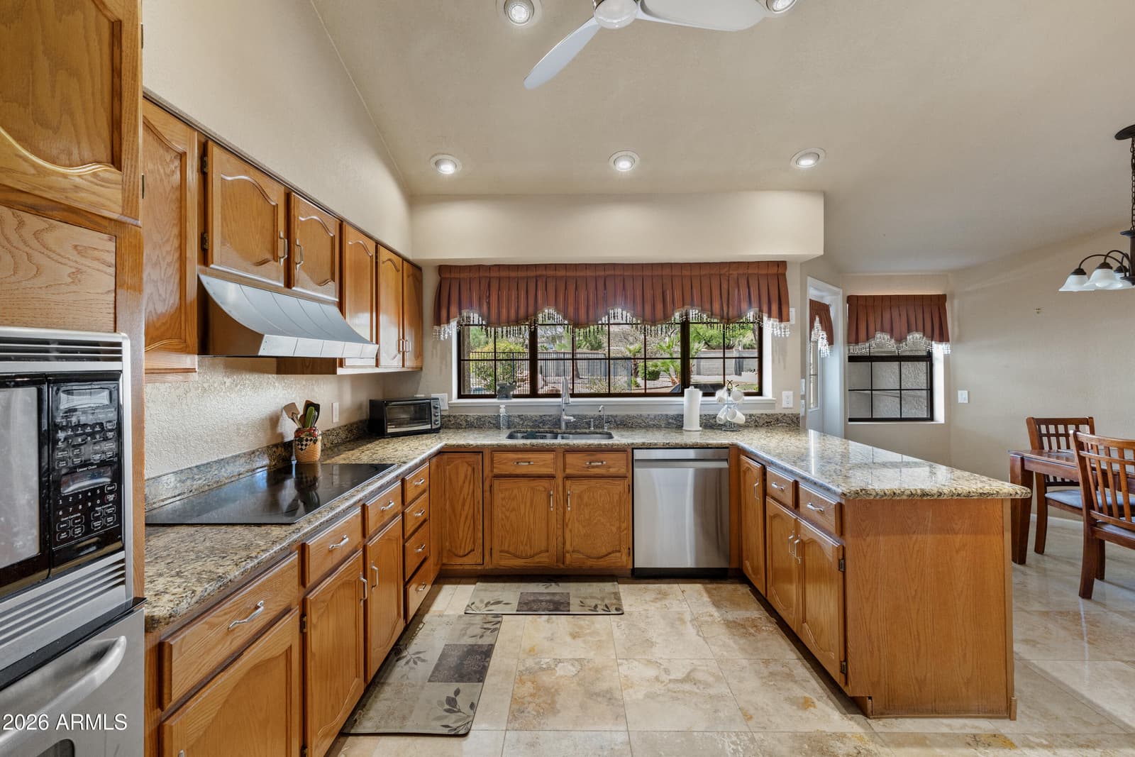 8144 E APPALOOSA Trail, Scottsdale, AZ 85258 — photo 8 of 42