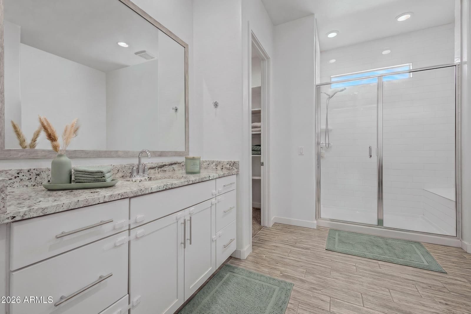 256 E GEMINI Place, Chandler, AZ 85249 — photo 11 of 32