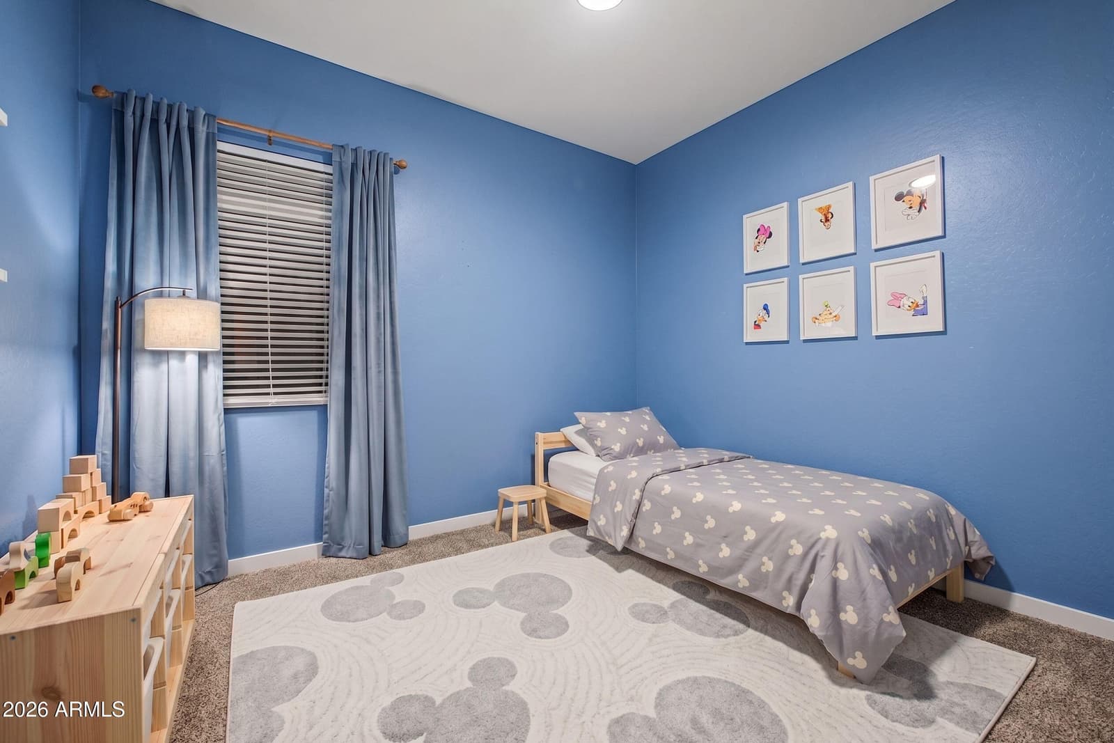 256 E GEMINI Place, Chandler, AZ 85249 — photo 15 of 32
