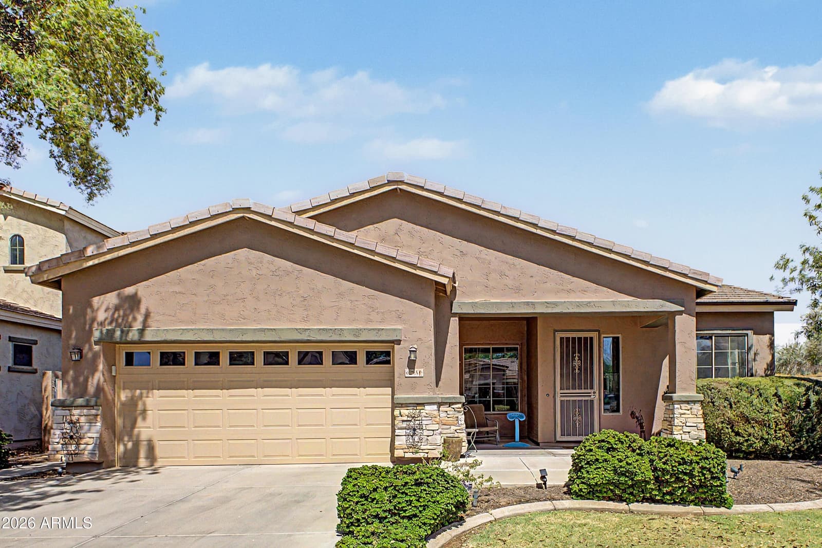 6295 S FAWN Court, Gilbert, AZ 85298 — photo 1 of 32