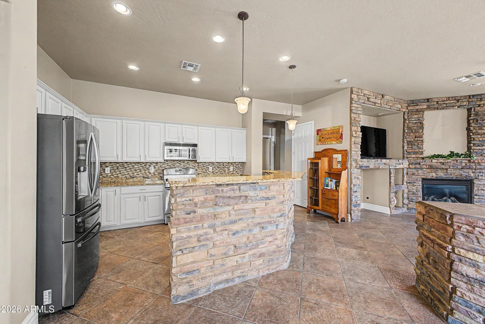 6295 S FAWN Court, Gilbert, AZ 85298 — photo 11 of 32
