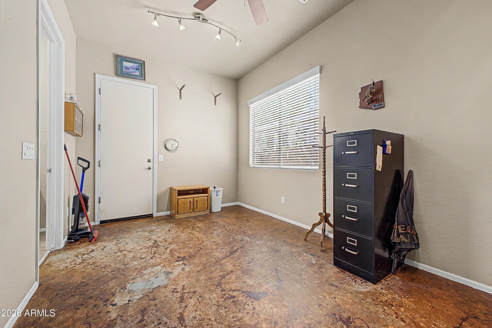 6295 S FAWN Court, Gilbert, AZ 85298 — photo 27 of 32