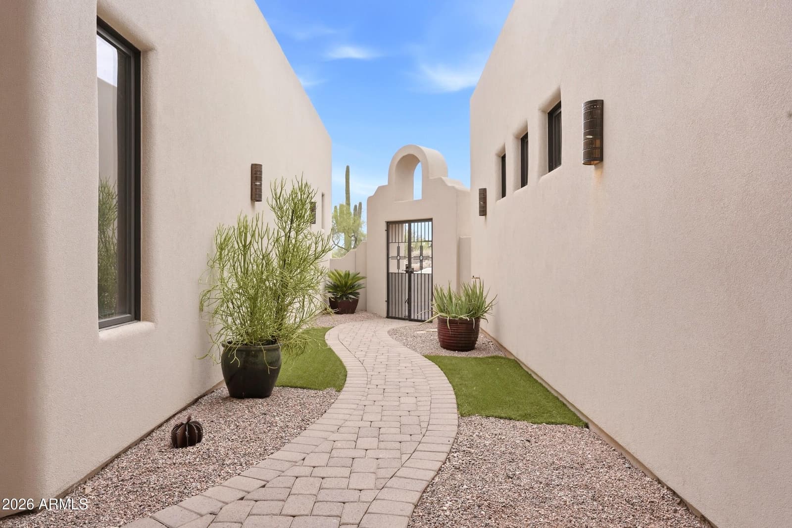 12558 N FOUNTAIN HILLS Boulevard, Fountain Hills, AZ 85268 — photo 6 of 97