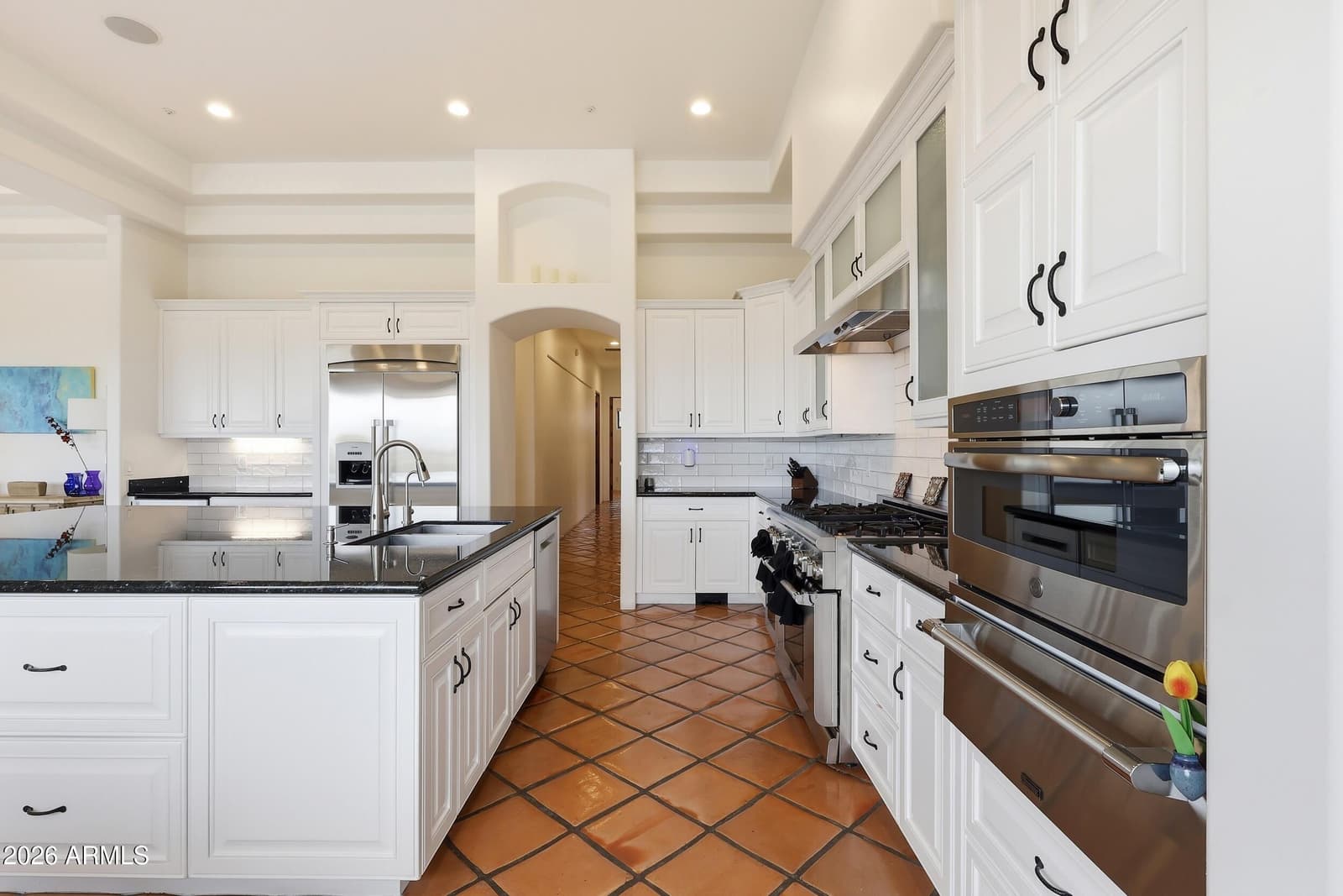 12558 N FOUNTAIN HILLS Boulevard, Fountain Hills, AZ 85268 — photo 18 of 97