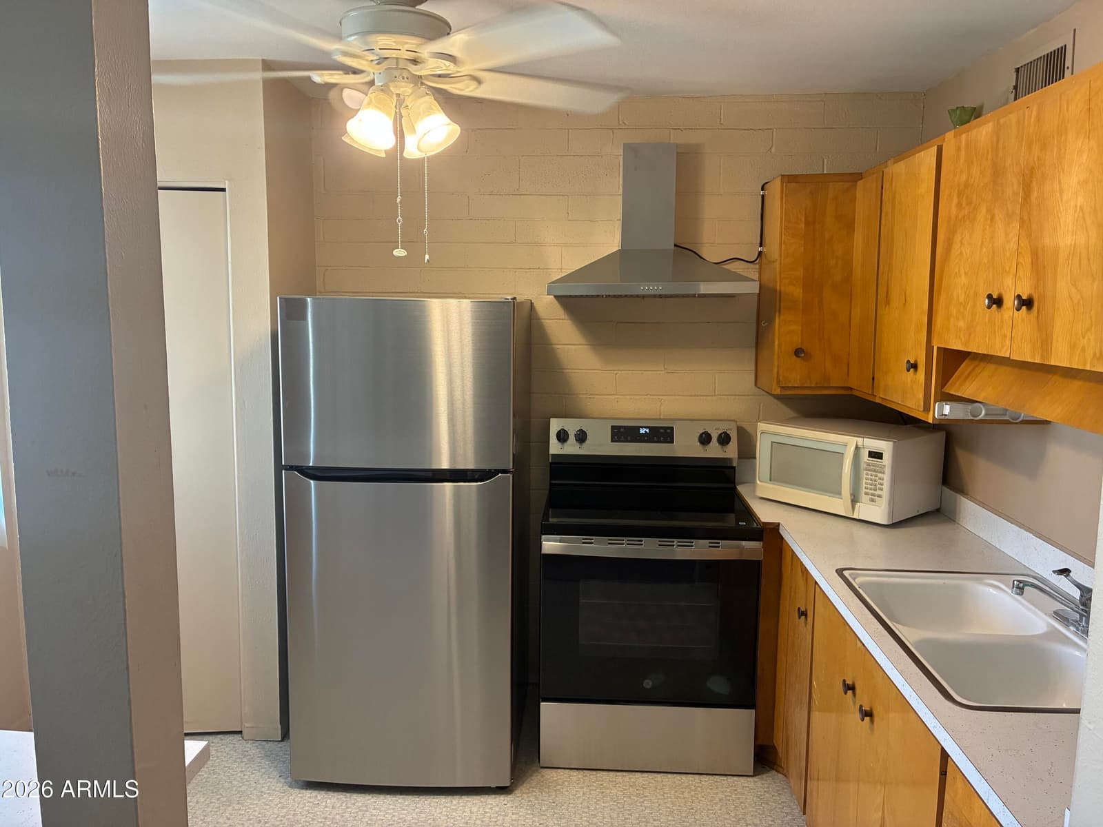 2635 W Rose Lane B-215, Phoenix, AZ 85017 — photo 12 of 21