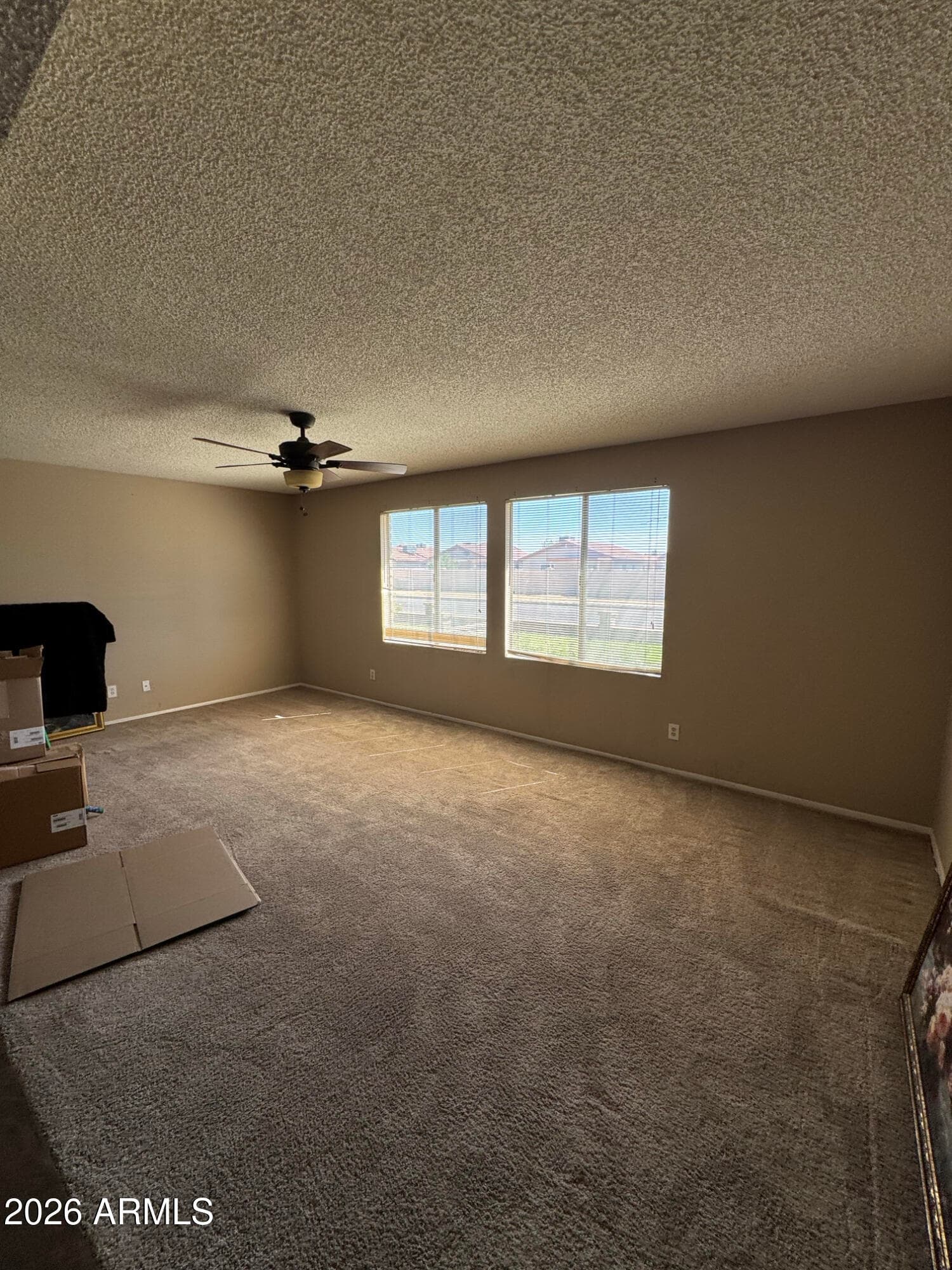 6540 W HAZELWOOD Street, Phoenix, AZ 85033 — photo 2 of 32