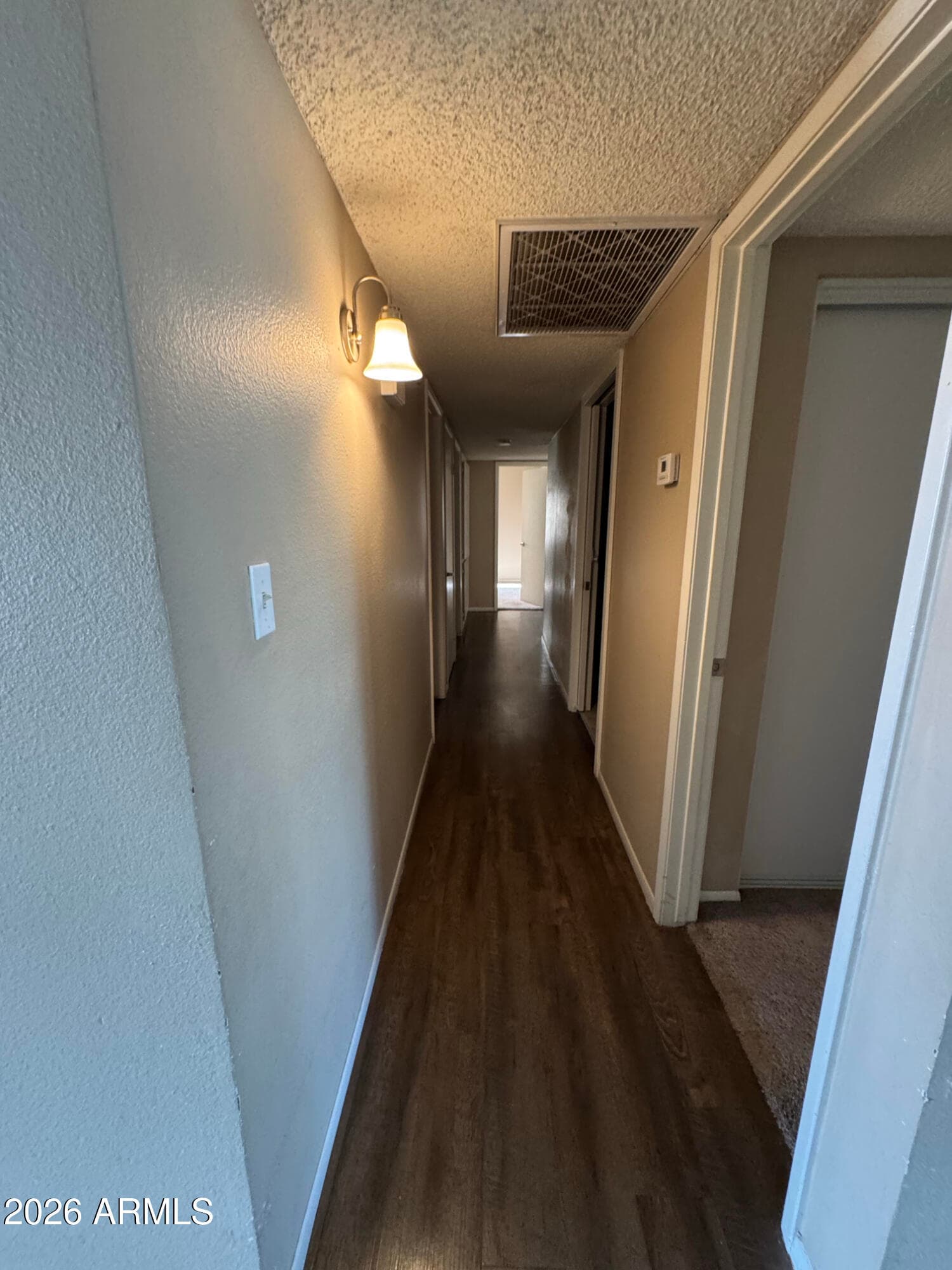 6540 W HAZELWOOD Street, Phoenix, AZ 85033 — photo 7 of 32