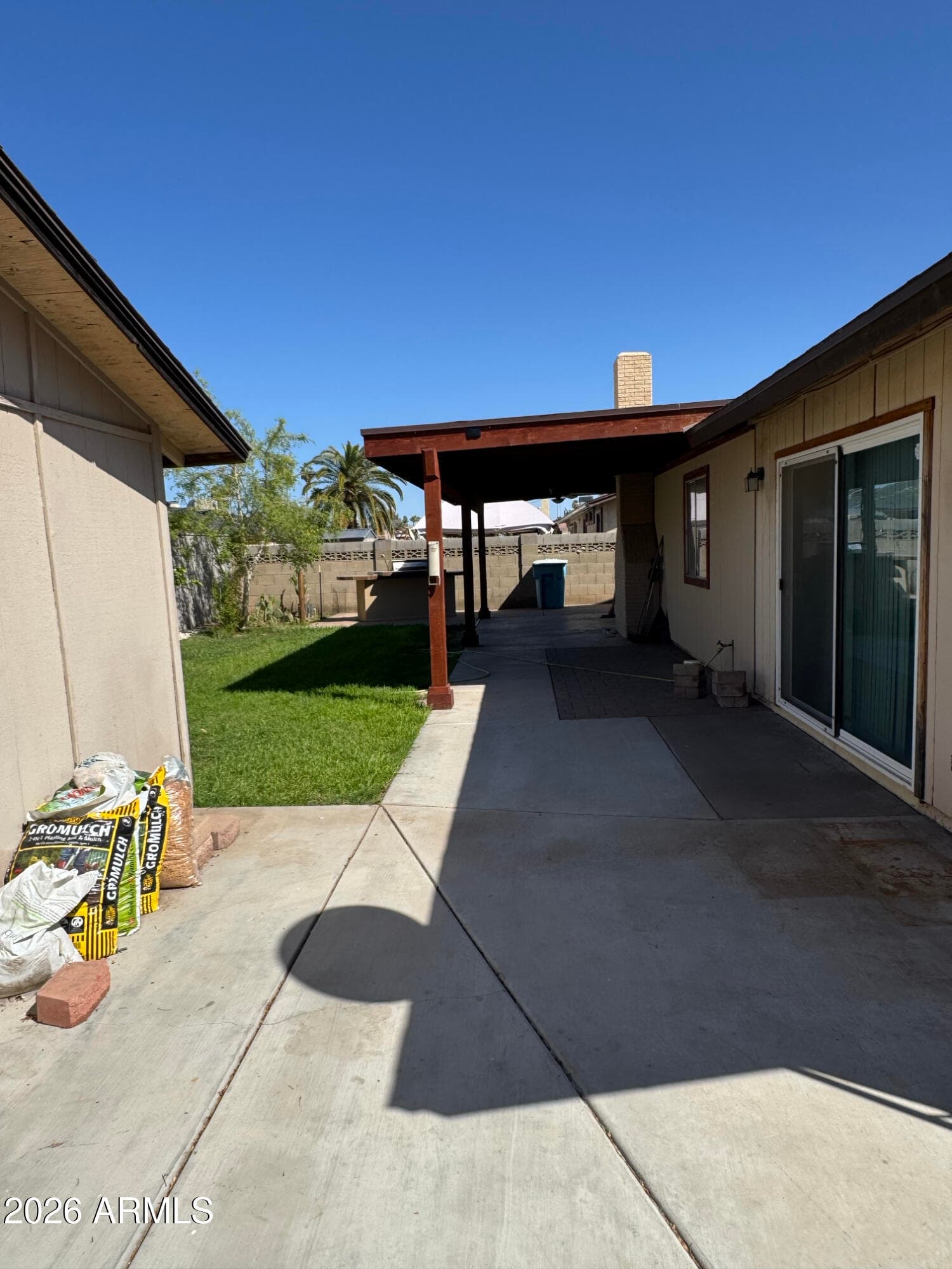 6540 W HAZELWOOD Street, Phoenix, AZ 85033 — photo 26 of 32