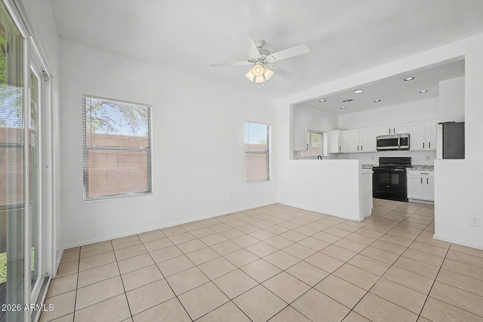 9481 N 81ST Drive, Peoria, AZ 85345 — photo 7 of 35
