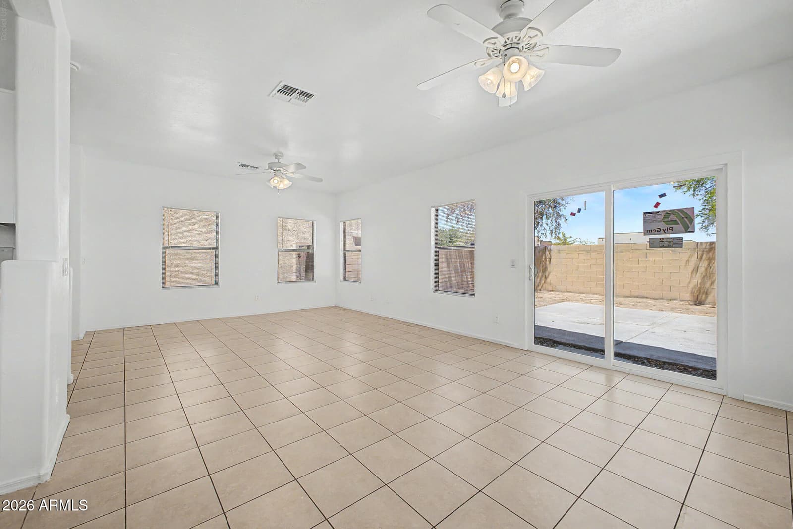 9481 N 81ST Drive, Peoria, AZ 85345 — photo 8 of 35