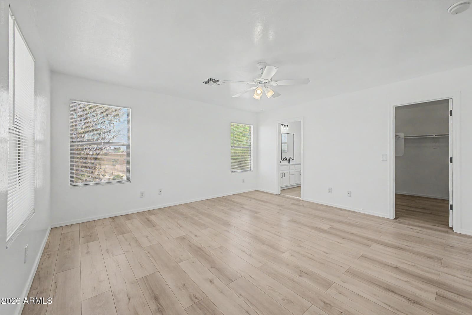 9481 N 81ST Drive, Peoria, AZ 85345 — photo 15 of 35