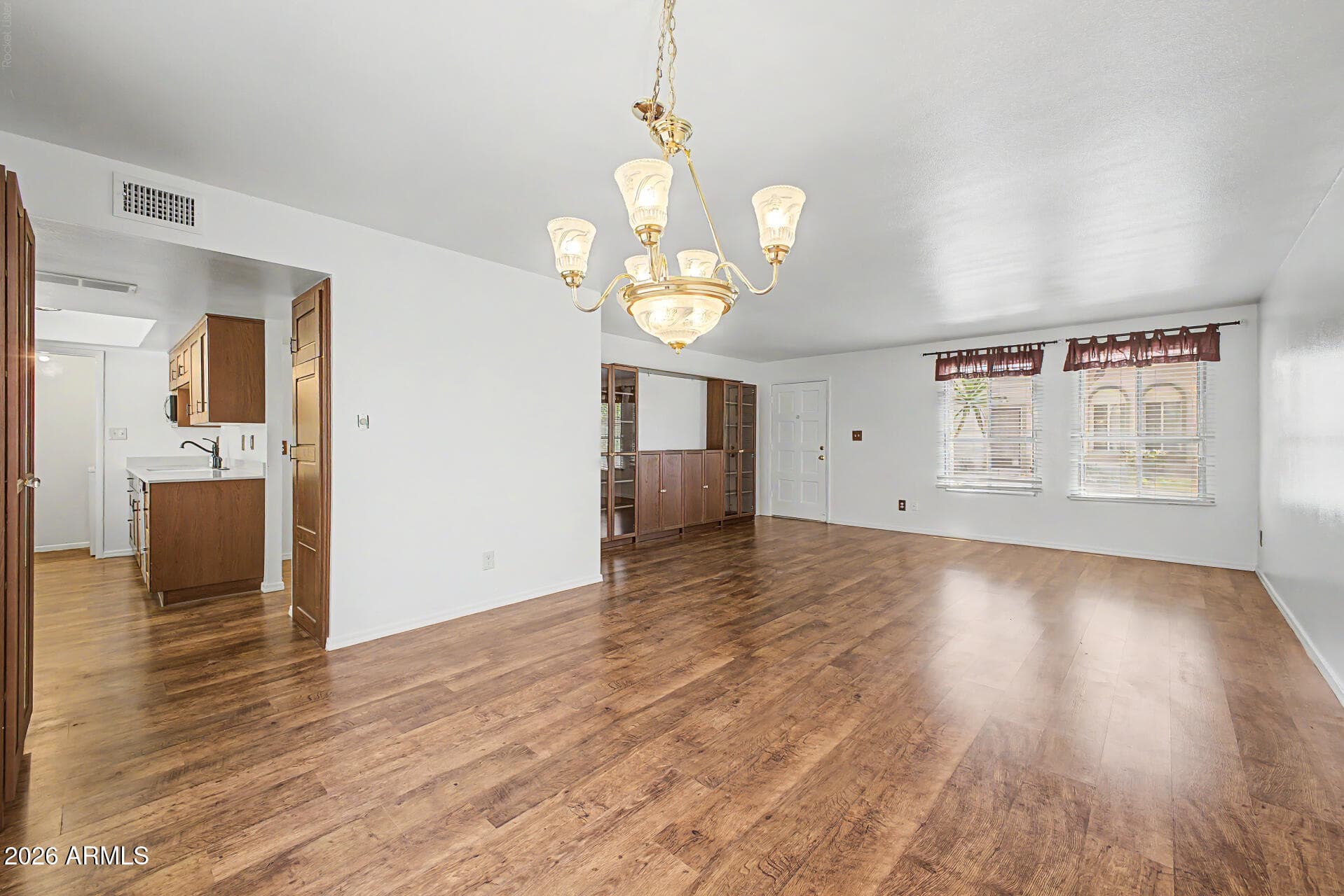 5873 E THOMAS Road, Scottsdale, AZ 85251 — photo 4 of 30