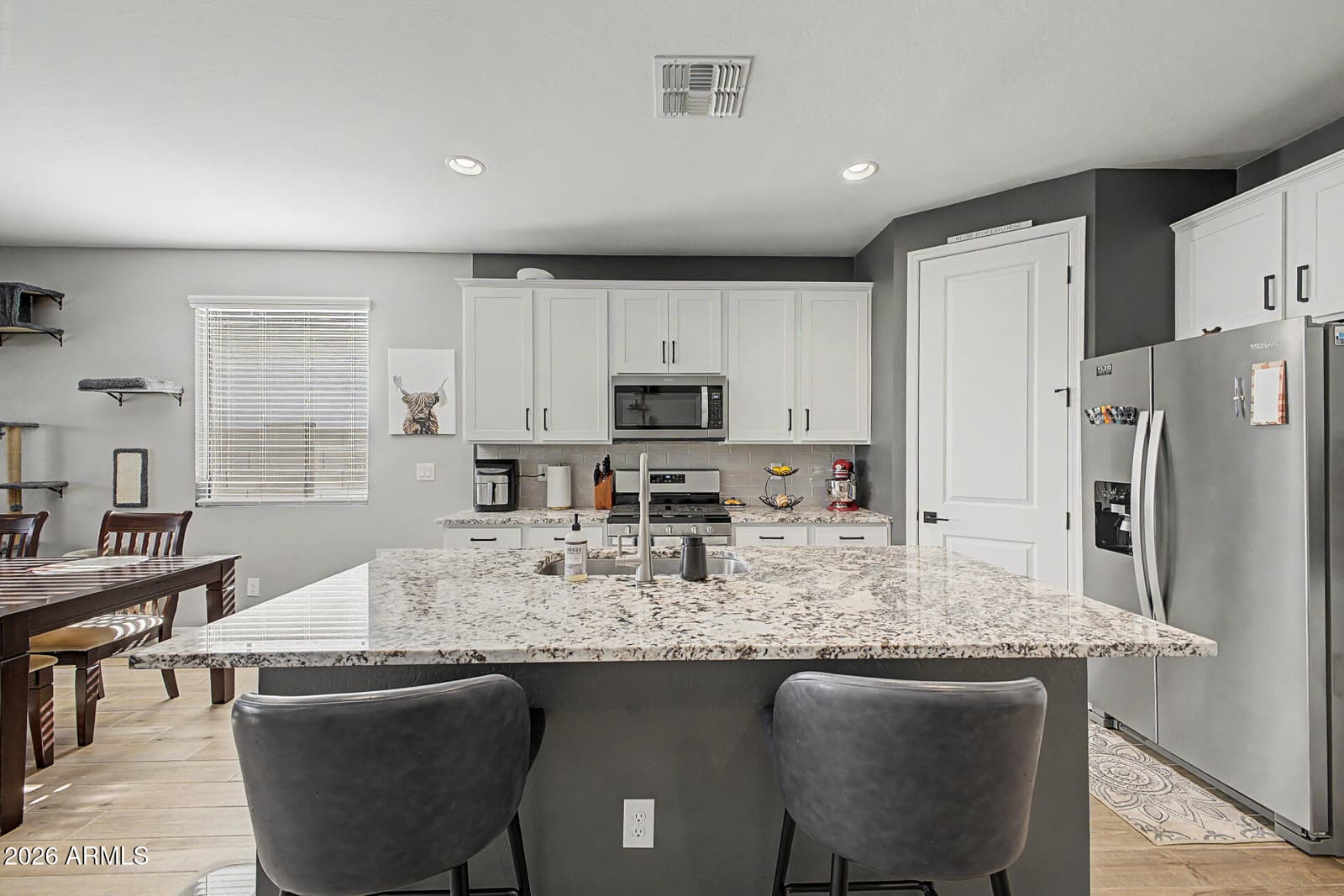 11405 E ULYSSES Avenue, Mesa, AZ 85212 — photo 14 of 40