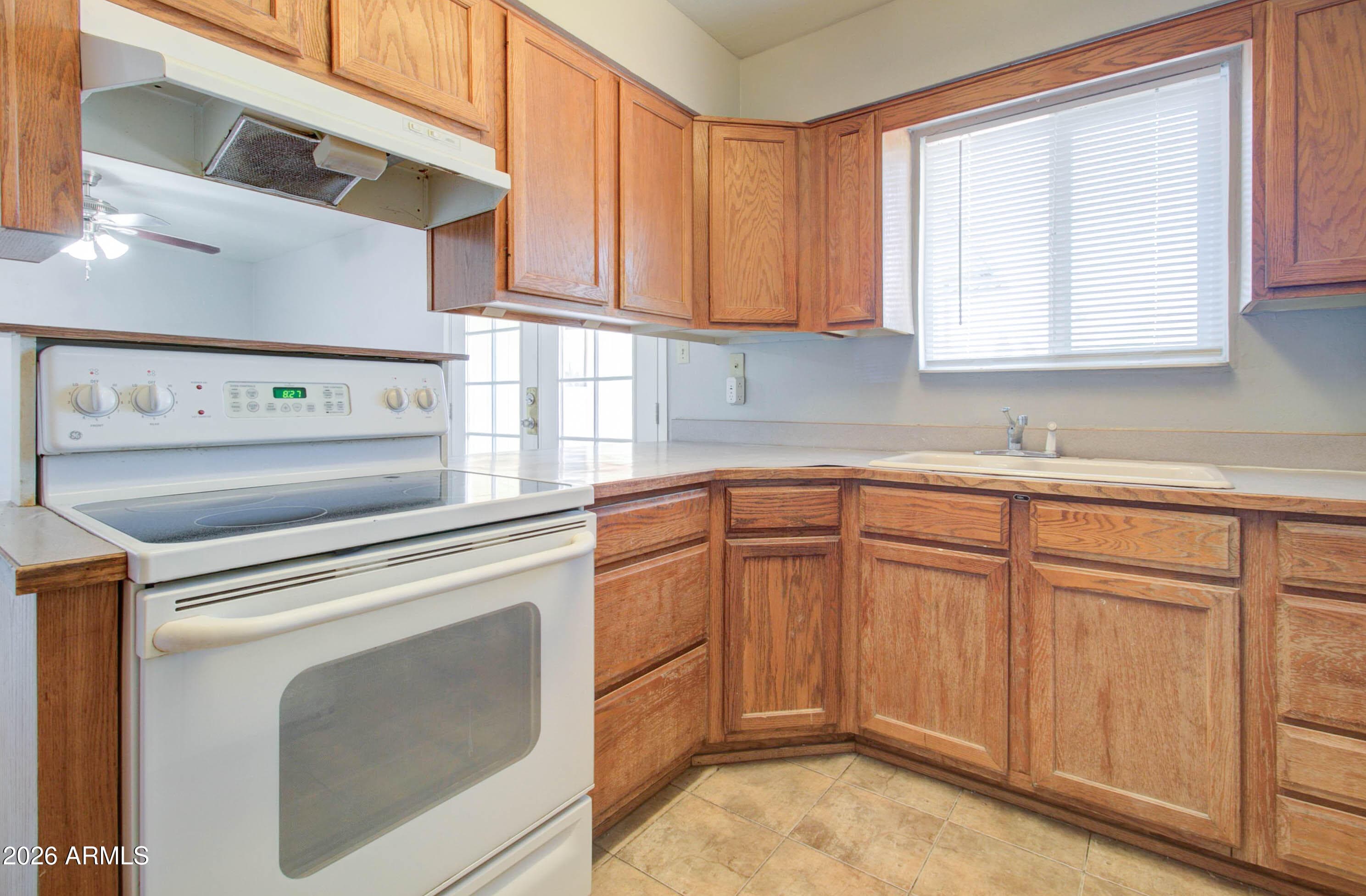 1301 W 15th Street, Tempe, AZ 85281 — photo 10 of 32