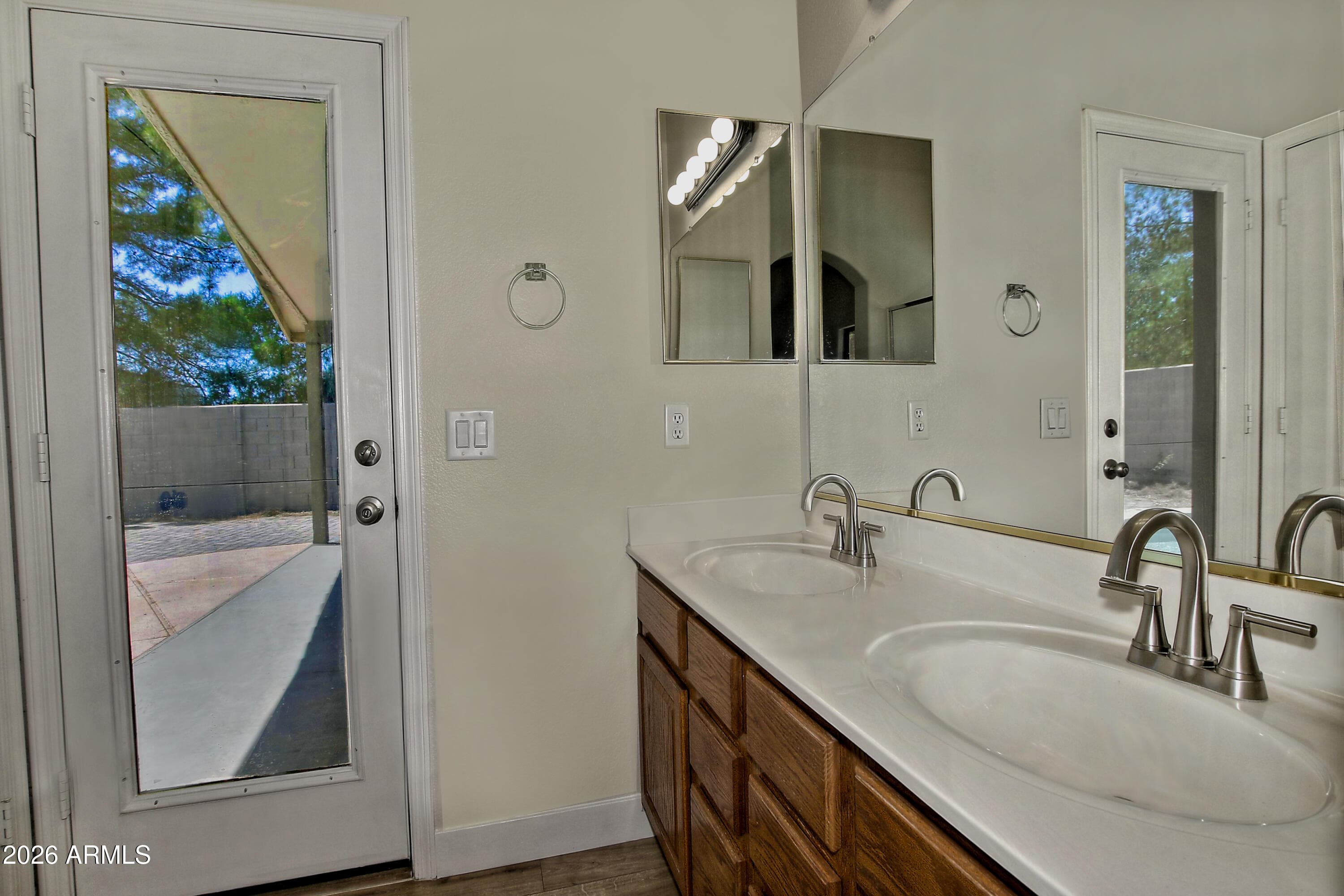 2237 E AUSTIN Drive, Gilbert, AZ 85296 — photo 24 of 39