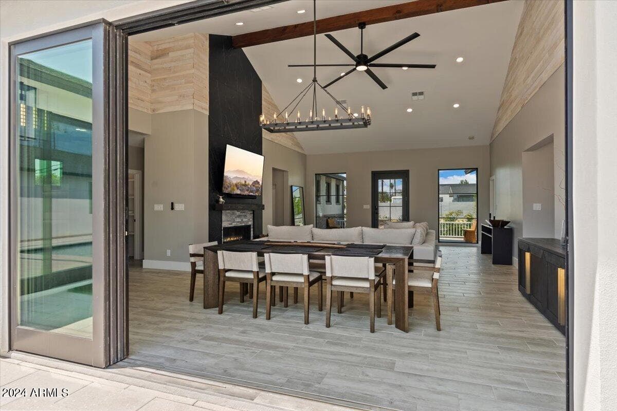 4137 E EARLL Drive, Phoenix, AZ 85018 — photo 15 of 54
