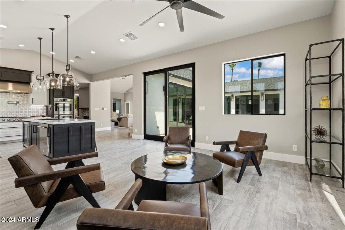 4137 E EARLL Drive, Phoenix, AZ 85018 — photo 25 of 54