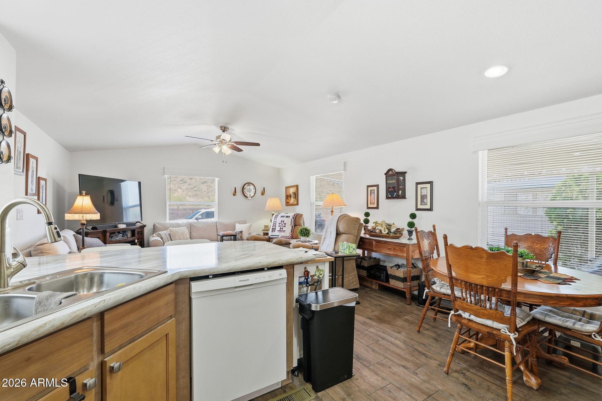 8421 E MAIN Street, Mesa, AZ 85207 — photo 13 of 27