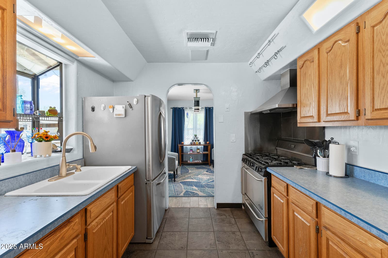 2639 N 28TH Place, Phoenix, AZ 85008 — photo 9 of 27