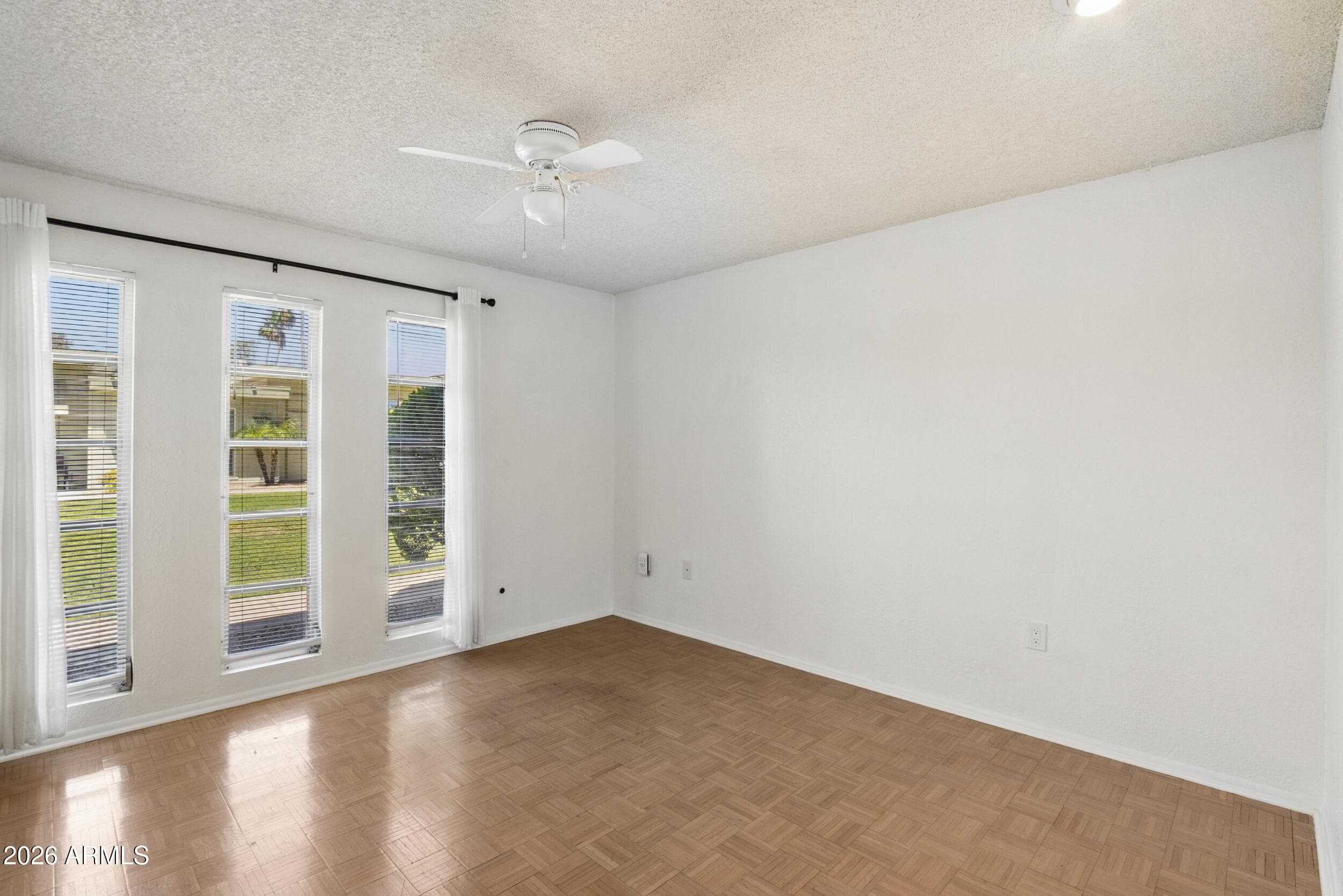 13082 N 100TH Drive N, Sun City, AZ 85351 — photo 21 of 37