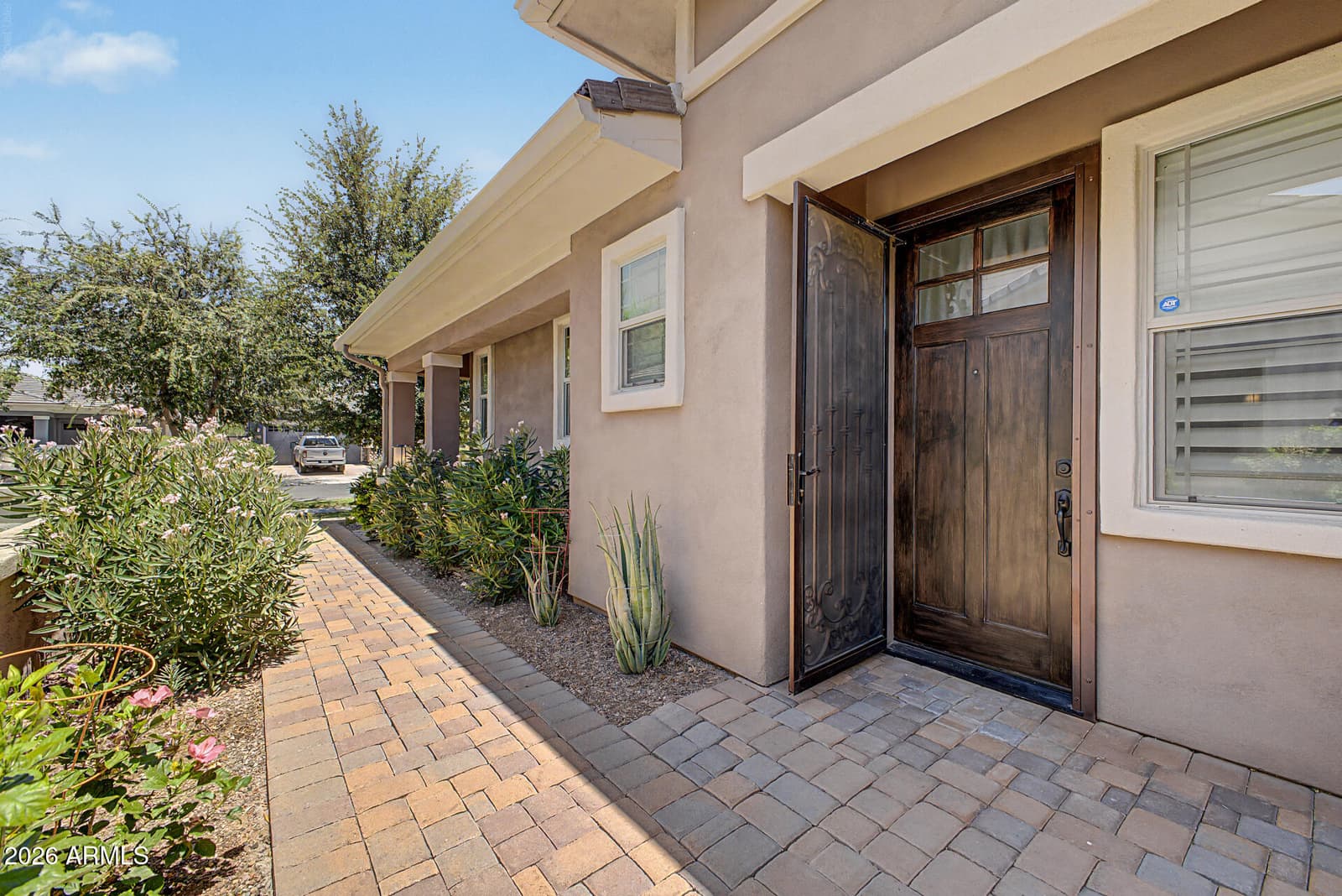 3037 E SAGEBRUSH Street, Gilbert, AZ 85296 — photo 5 of 35