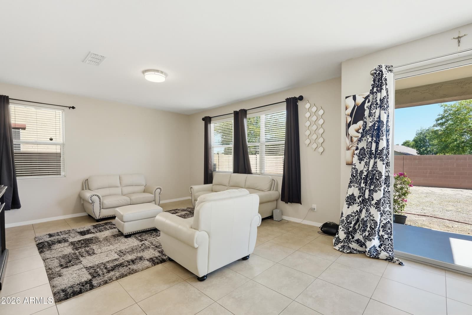 119 E CHELSEA Lane, Gilbert, AZ 85295 — photo 15 of 42