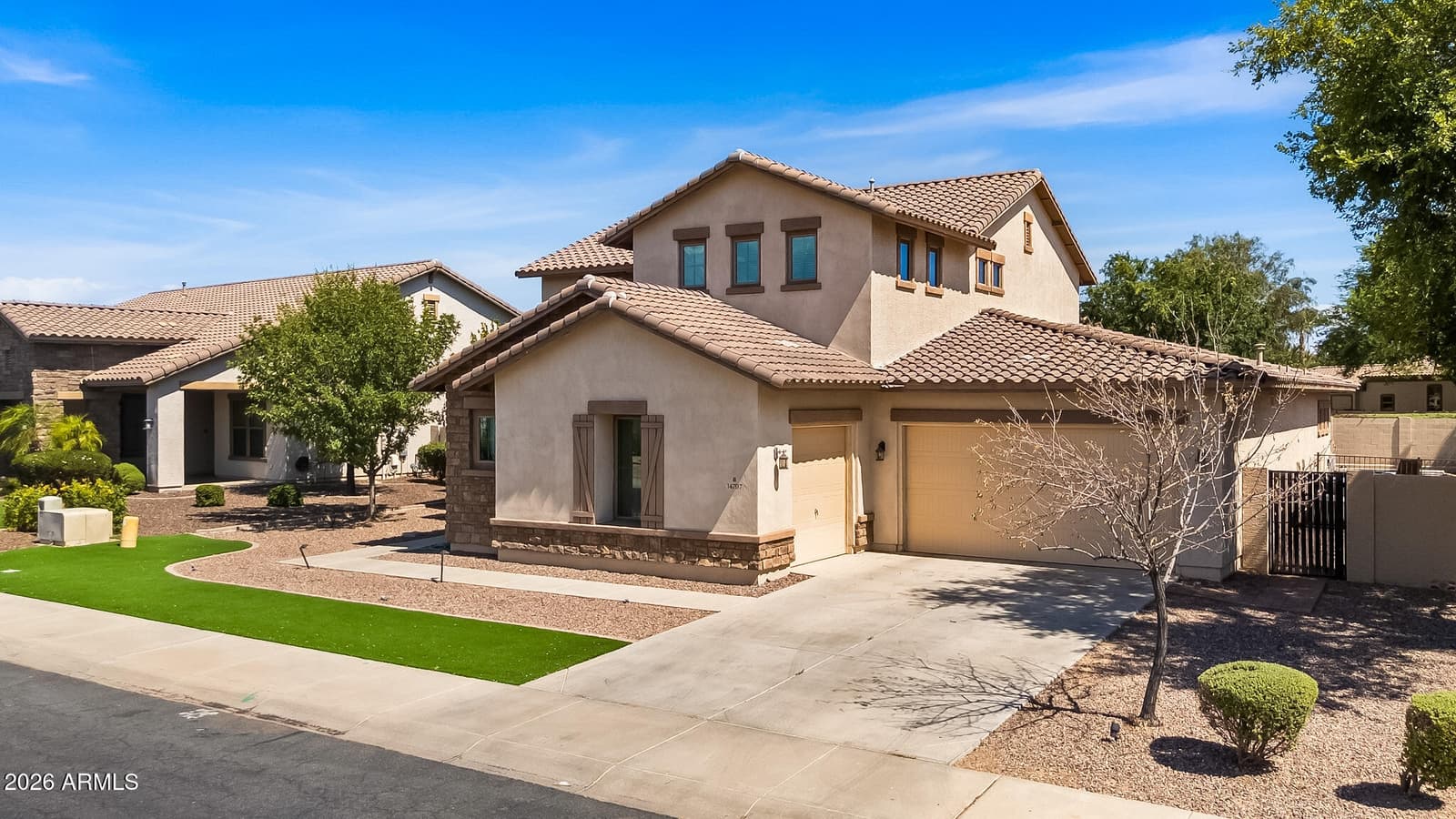 14797 W Escondido Drive N, Litchfield Park, AZ 85340 — photo 3 of 41