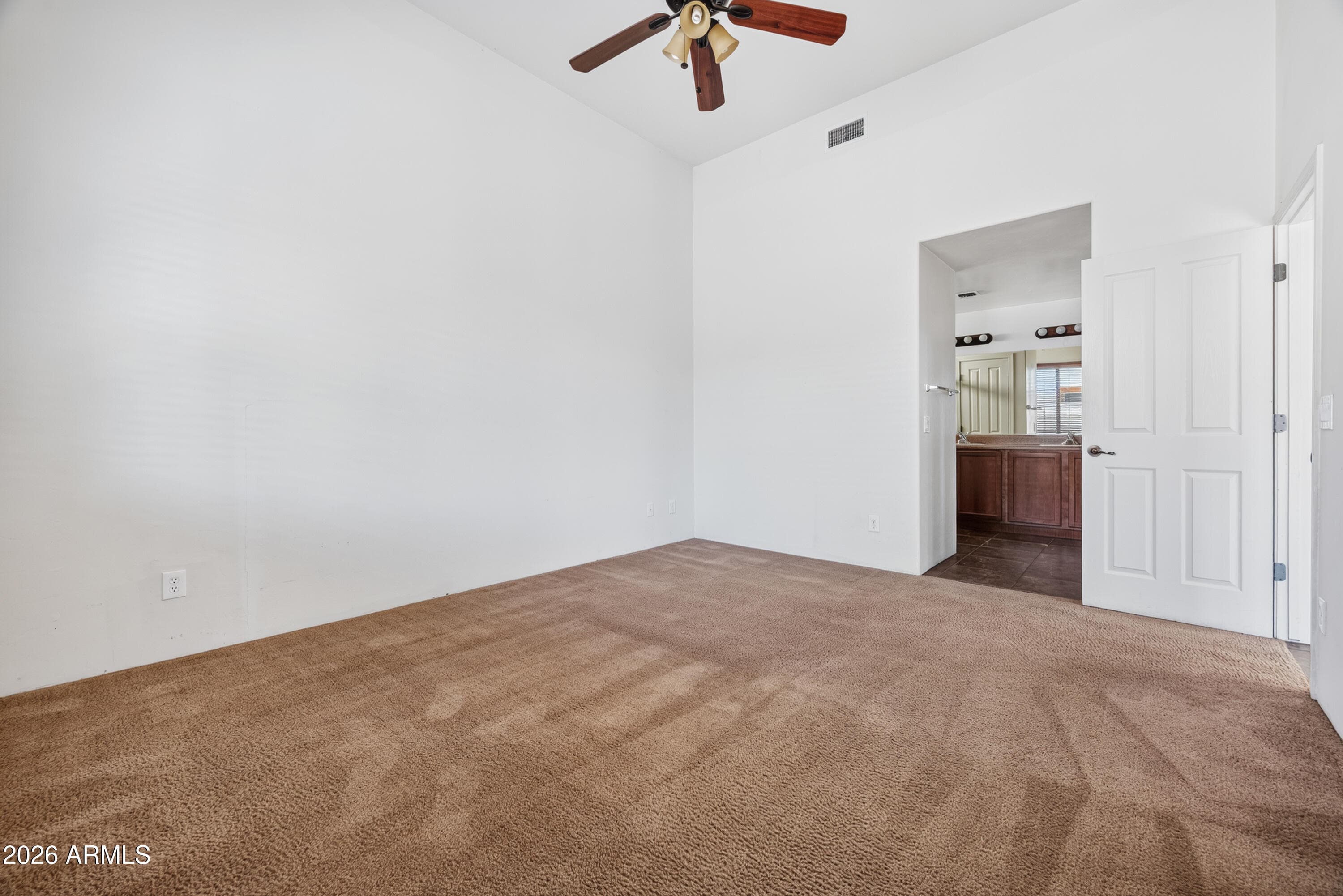 1876 CHAPLAIN CARTER Drive, Sierra Vista, AZ 85635 — photo 14 of 31