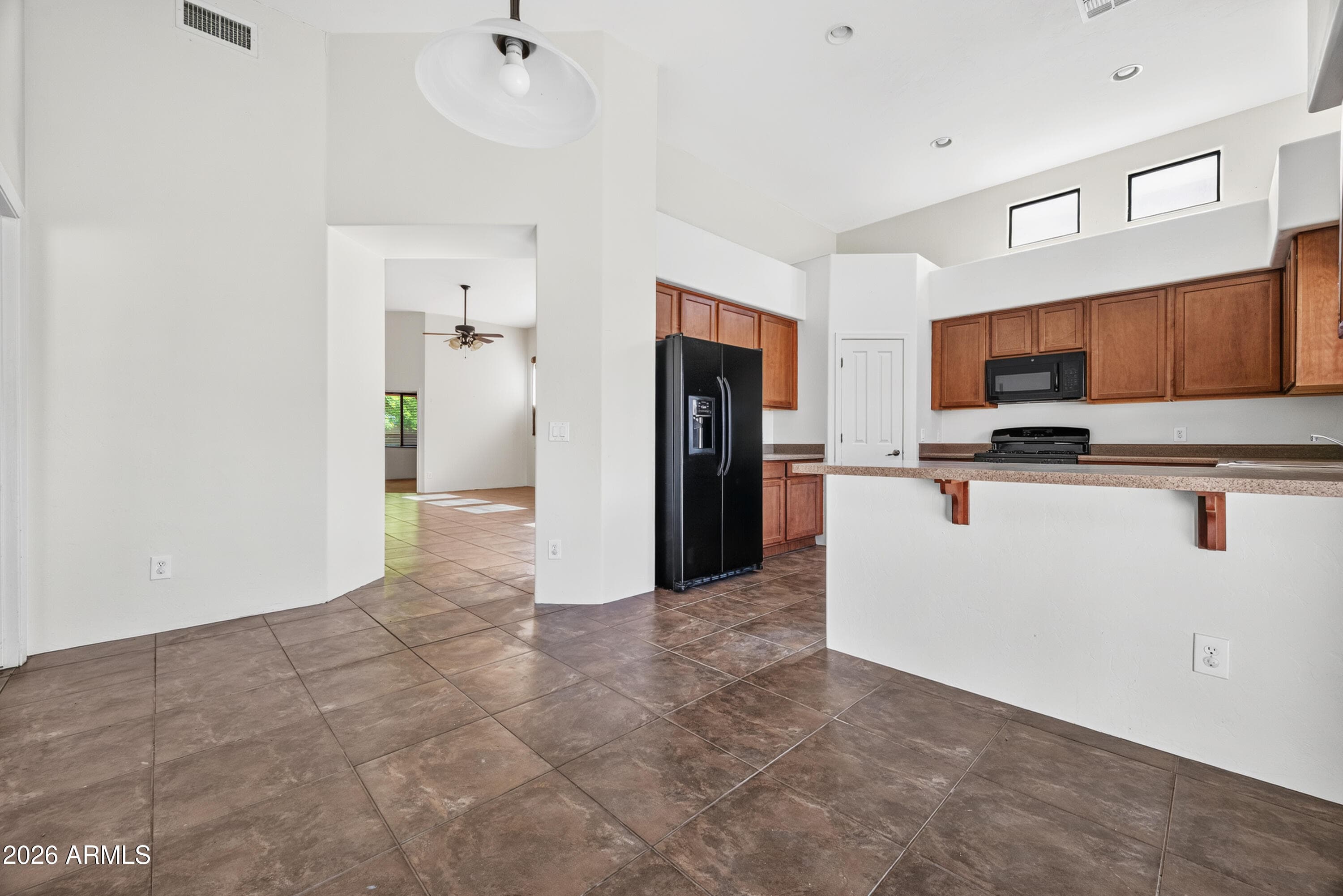 1876 CHAPLAIN CARTER Drive, Sierra Vista, AZ 85635 — photo 5 of 31