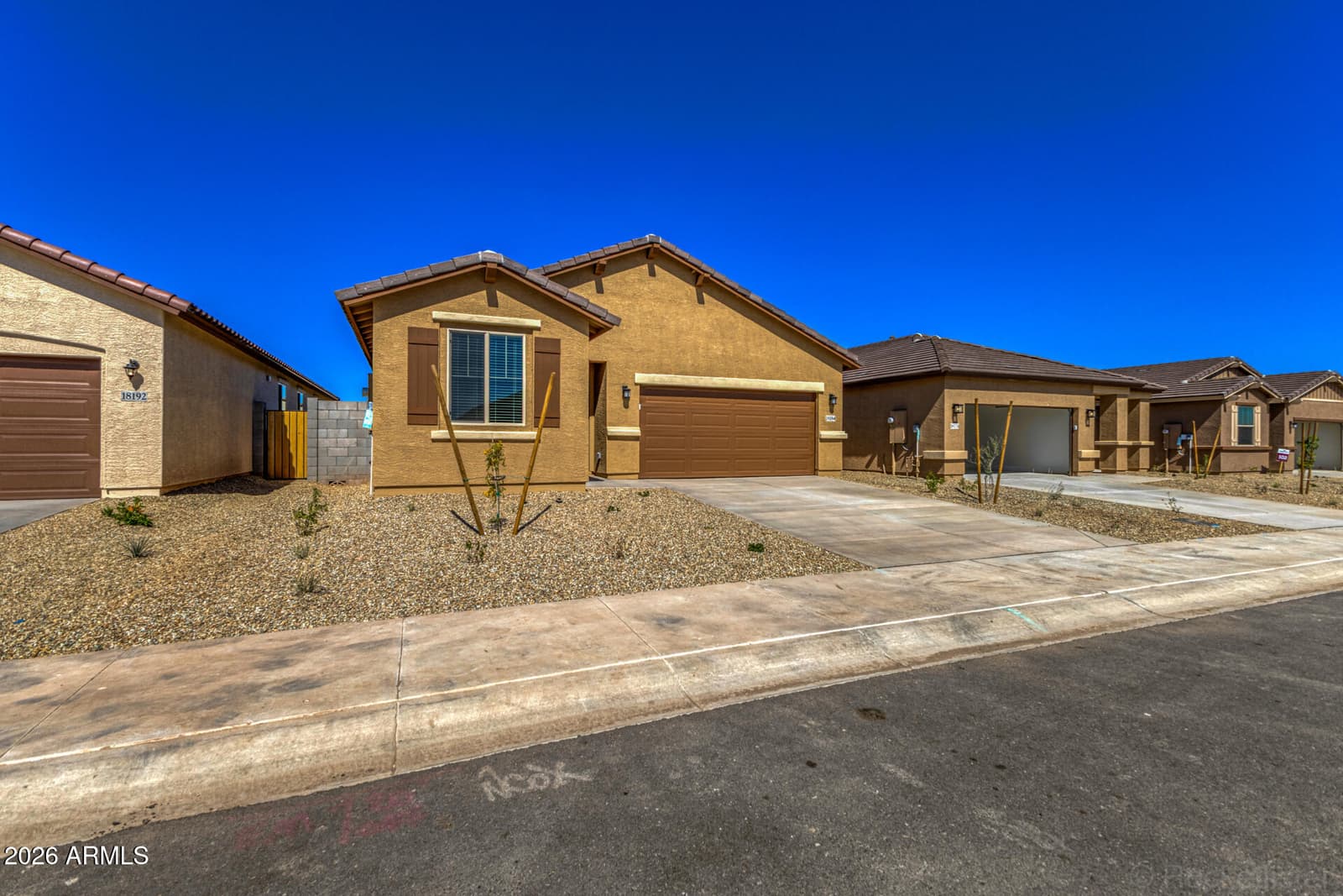 18230 W AVENIDA DEL SOL Drive, Surprise, AZ 85387 — photo 3 of 35