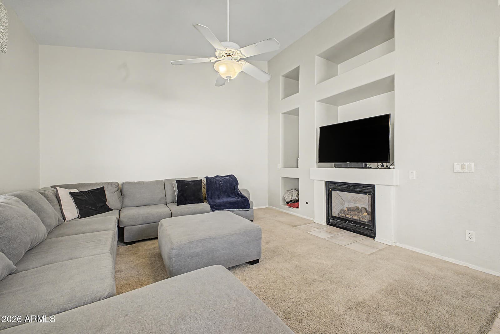 841 N CAMBRIDGE Place, Chandler, AZ 85225 — photo 10 of 40