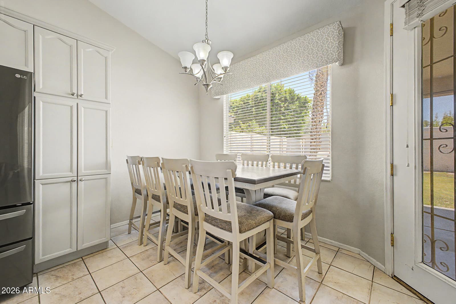 841 N CAMBRIDGE Place, Chandler, AZ 85225 — photo 15 of 40