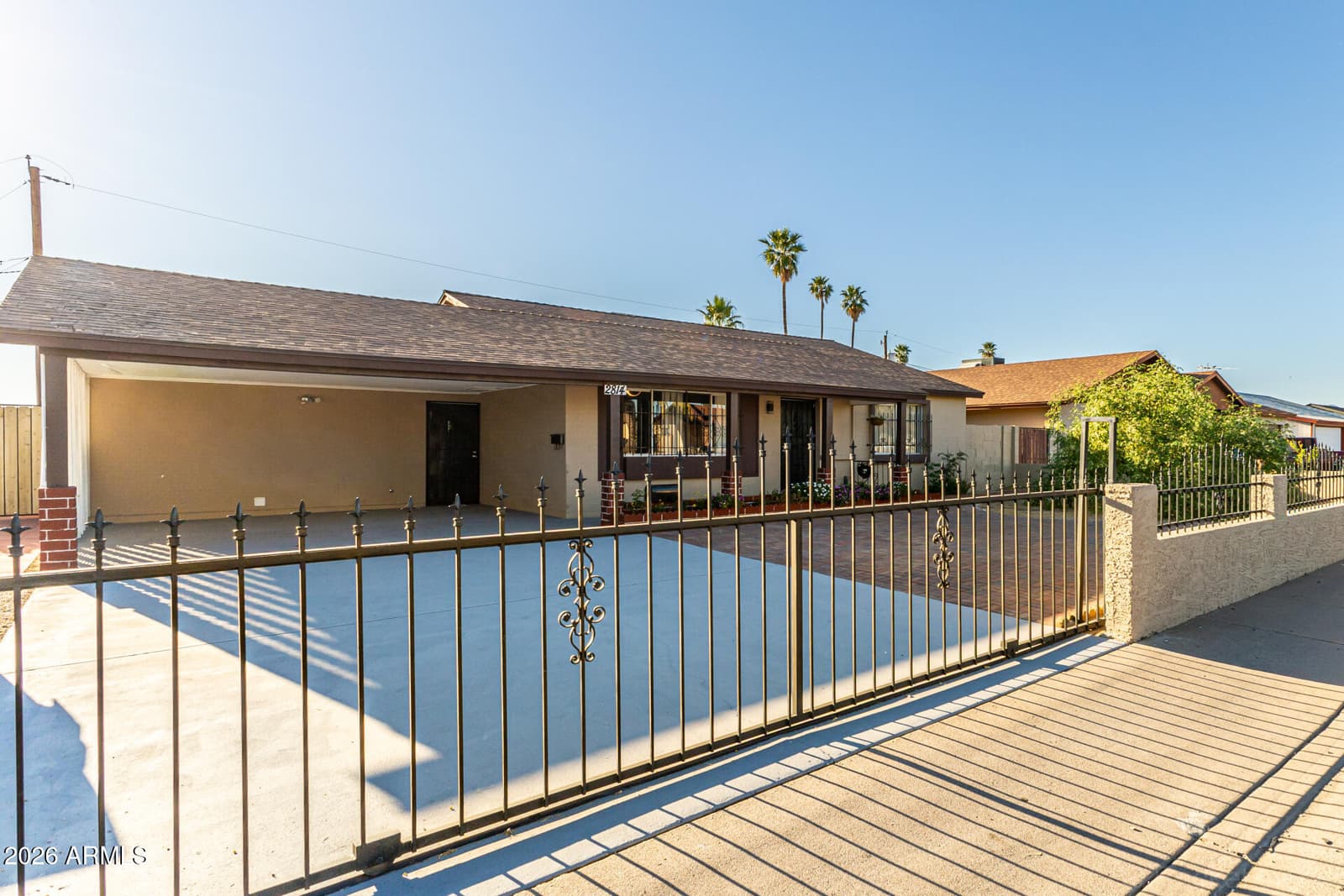 2814 N 55TH Avenue, Phoenix, AZ 85035 — photo 3 of 27
