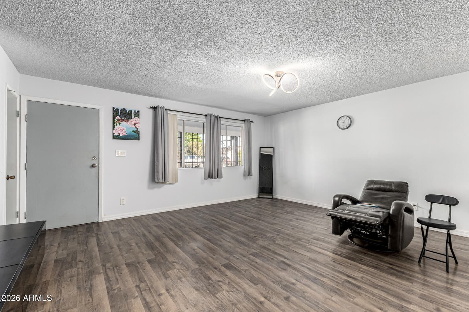 2814 N 55TH Avenue, Phoenix, AZ 85035 — photo 5 of 27
