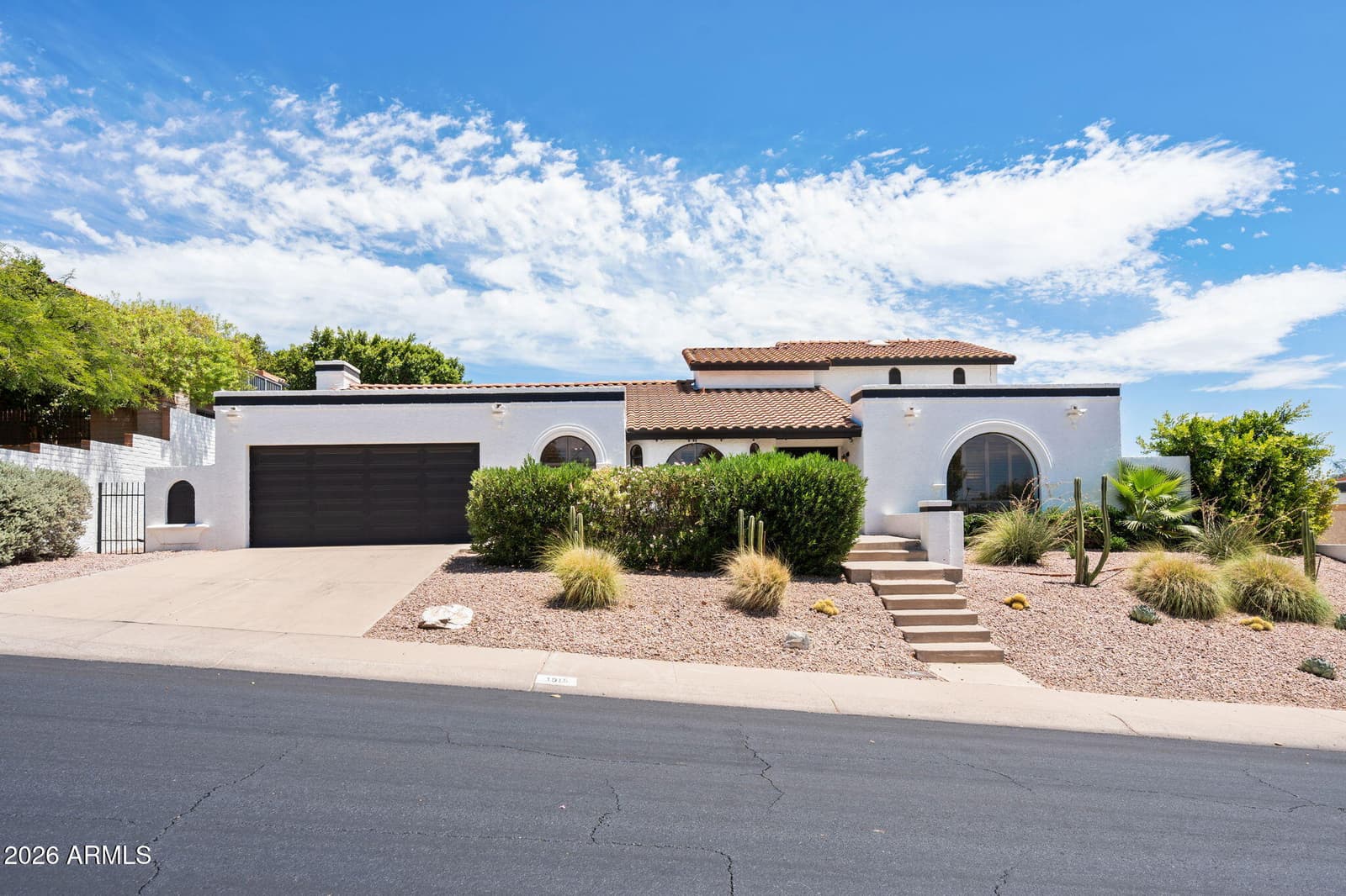 1015 E COUNTRY GABLES Drive, Phoenix, AZ 85002 — photo 42 of 43