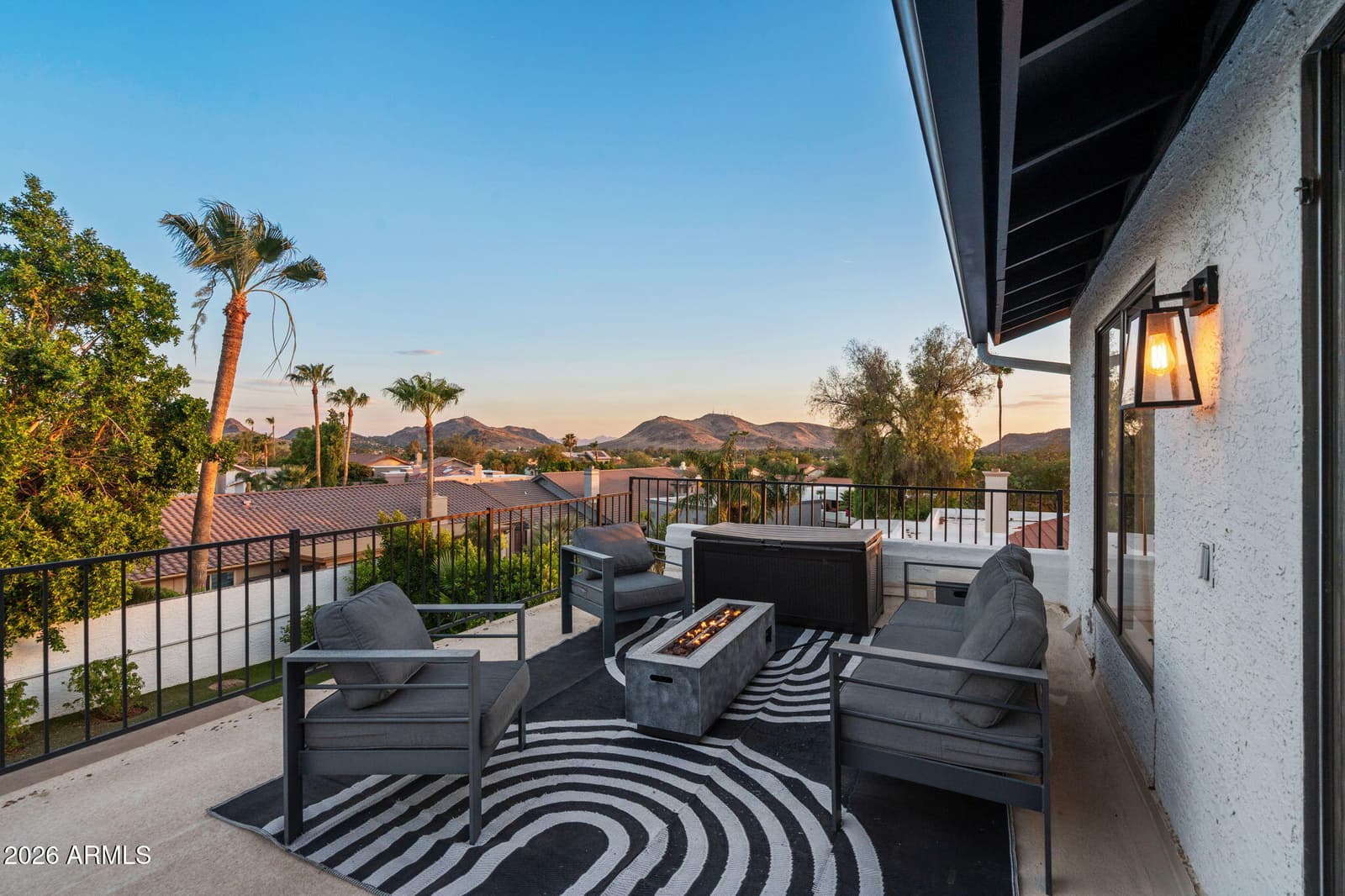 1015 E COUNTRY GABLES Drive, Phoenix, AZ 85002 — photo 38 of 43