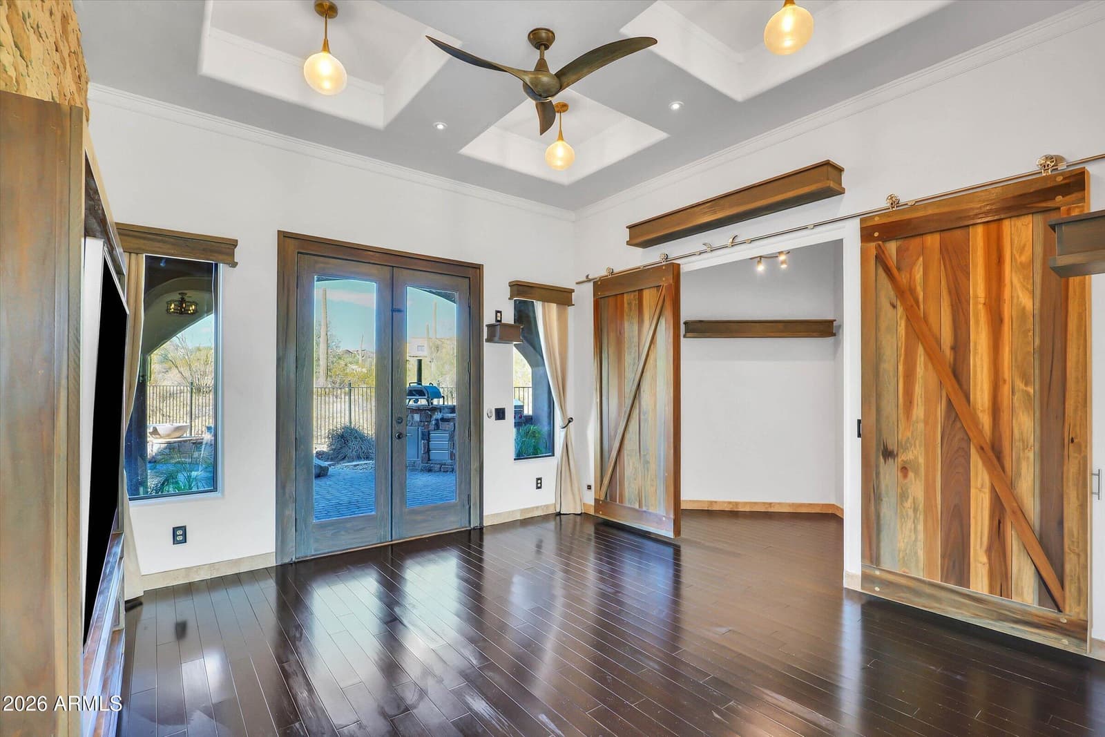 8746 E RUSSELL Street, Mesa, AZ 85207 — photo 12 of 117
