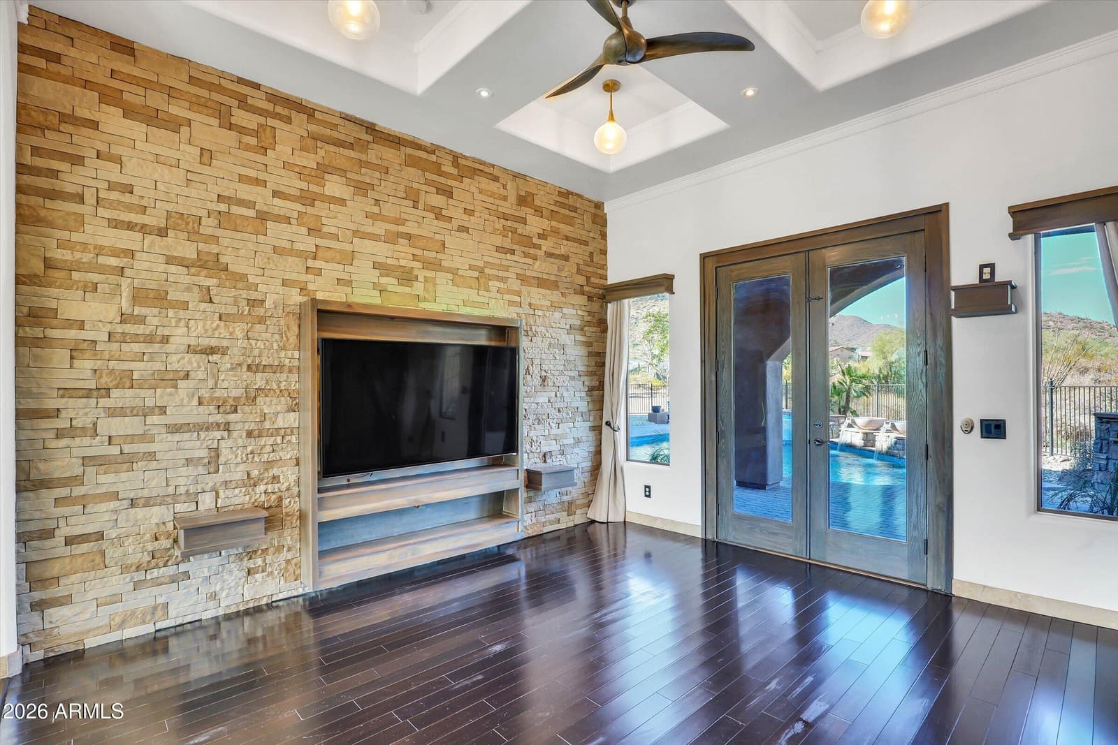 8746 E RUSSELL Street, Mesa, AZ 85207 — photo 10 of 117