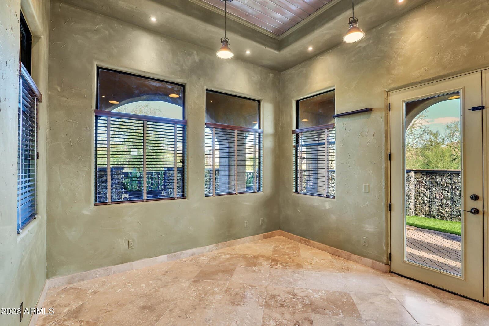 8746 E RUSSELL Street, Mesa, AZ 85207 — photo 16 of 117